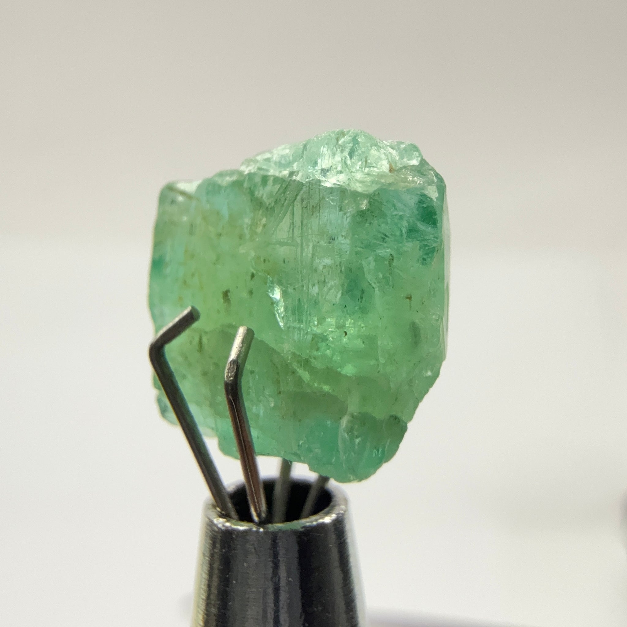 Emerald Crystal, 4.06ct, Tanzania, Untreated Unheated, specimen grade