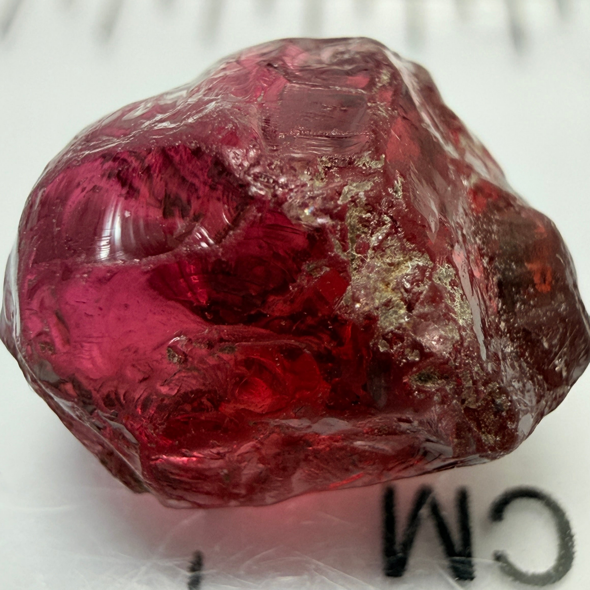 Umba Rhodolite, 6.79ct, Tanzania, Untreated Unheated, veil on outside going slightly in