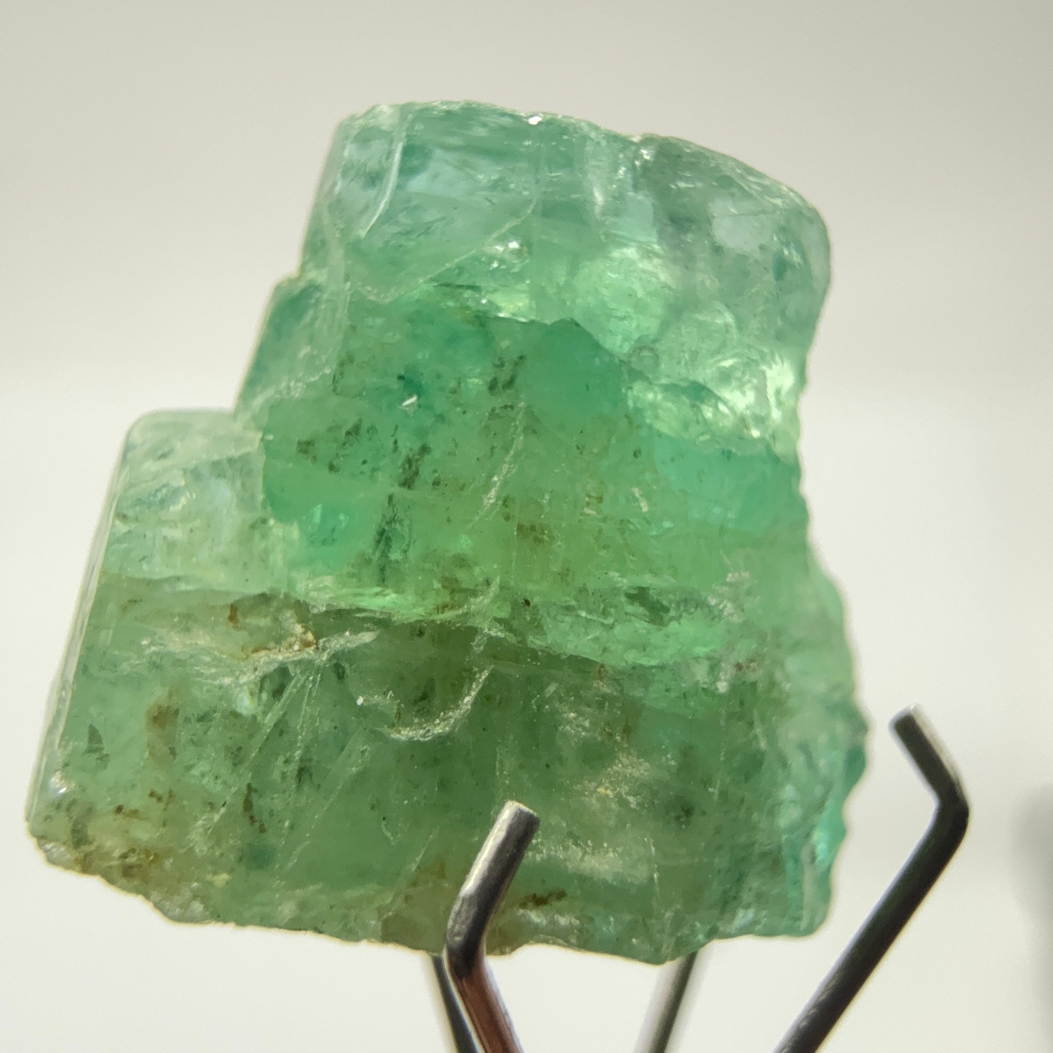 Emerald Crystal, 7.53ct, Tanzania, Untreated Unheated, specimen grade