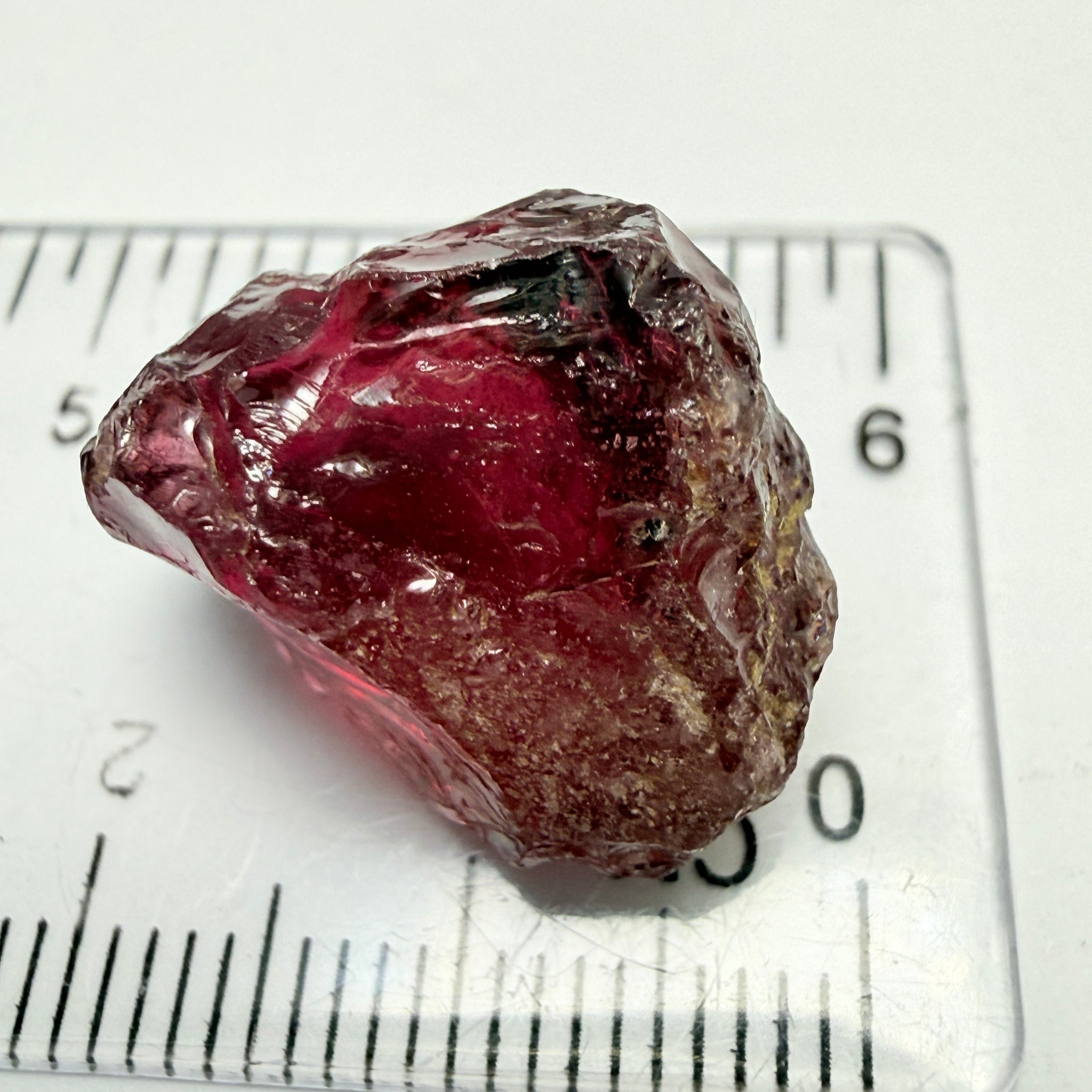 Tanga Garnet, 28.92ct, Tanzania, Untreated Unheated, dividing veil, you will need to slice this in half, both pieces will have very slight silk