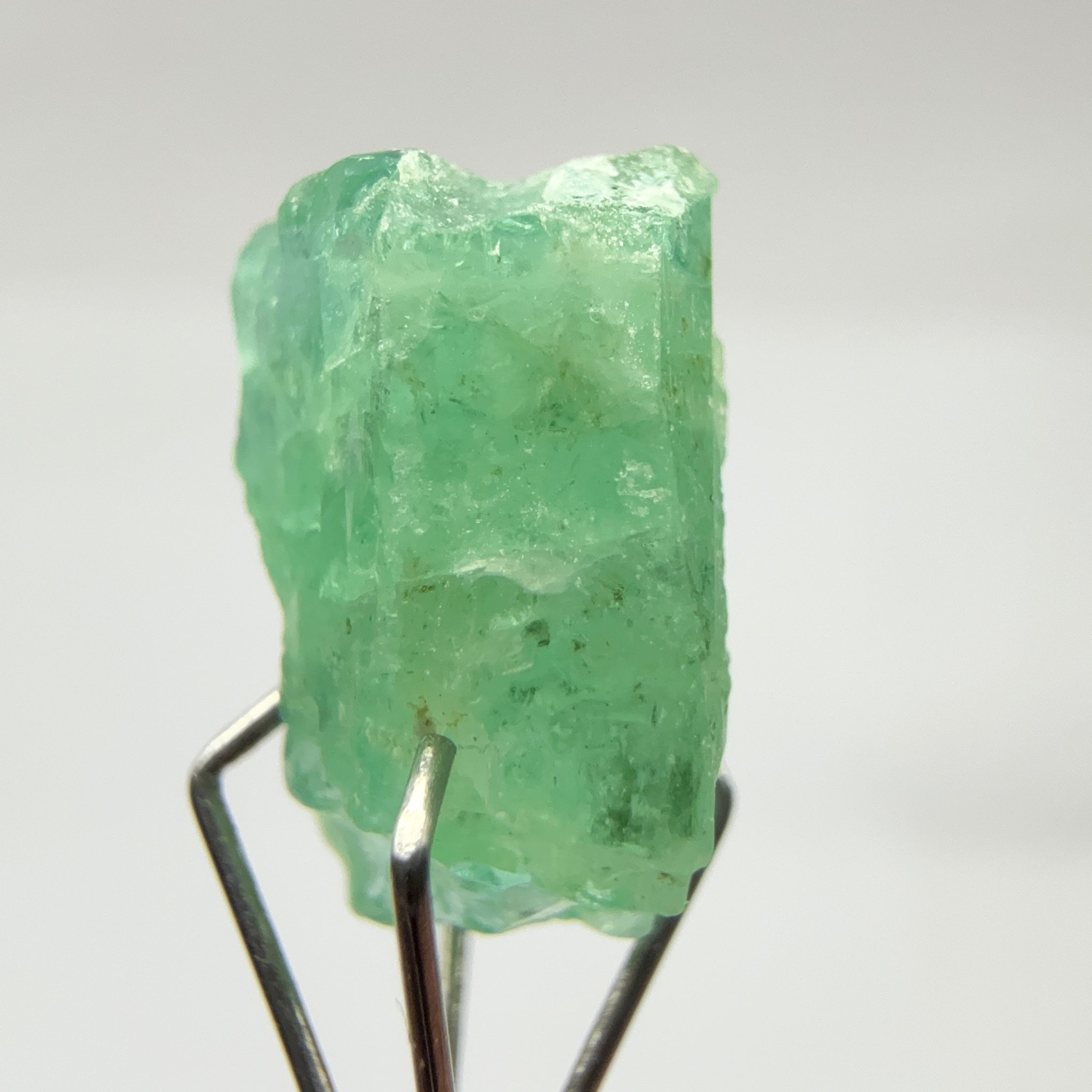 Emerald Crystal, 4.63ct, Tanzania, Untreated Unheated, specimen grade