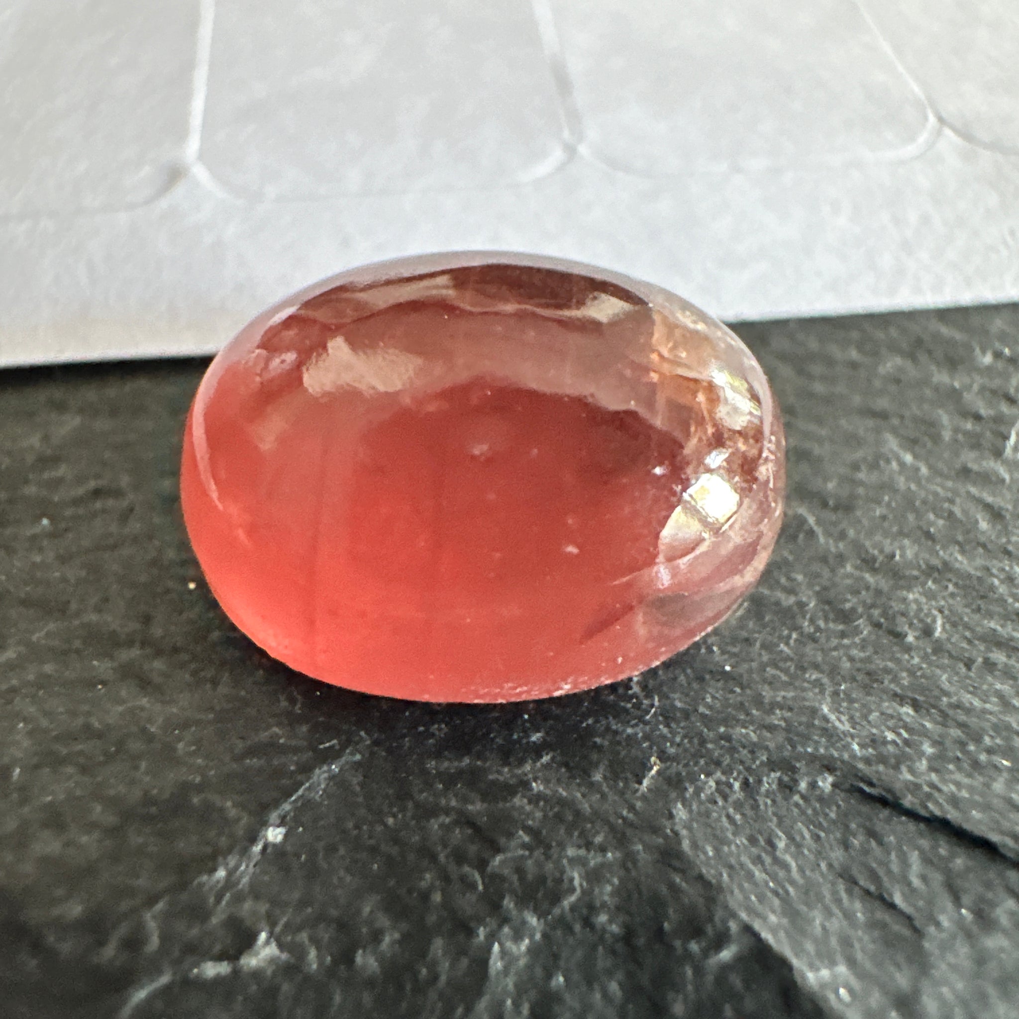 Padparadscha Sapphire Cabochon, 6.57ct, Tanzania, UNTREATED UNHEATED. 11 x 8.2 x 5 mm, seems to have a colour shift