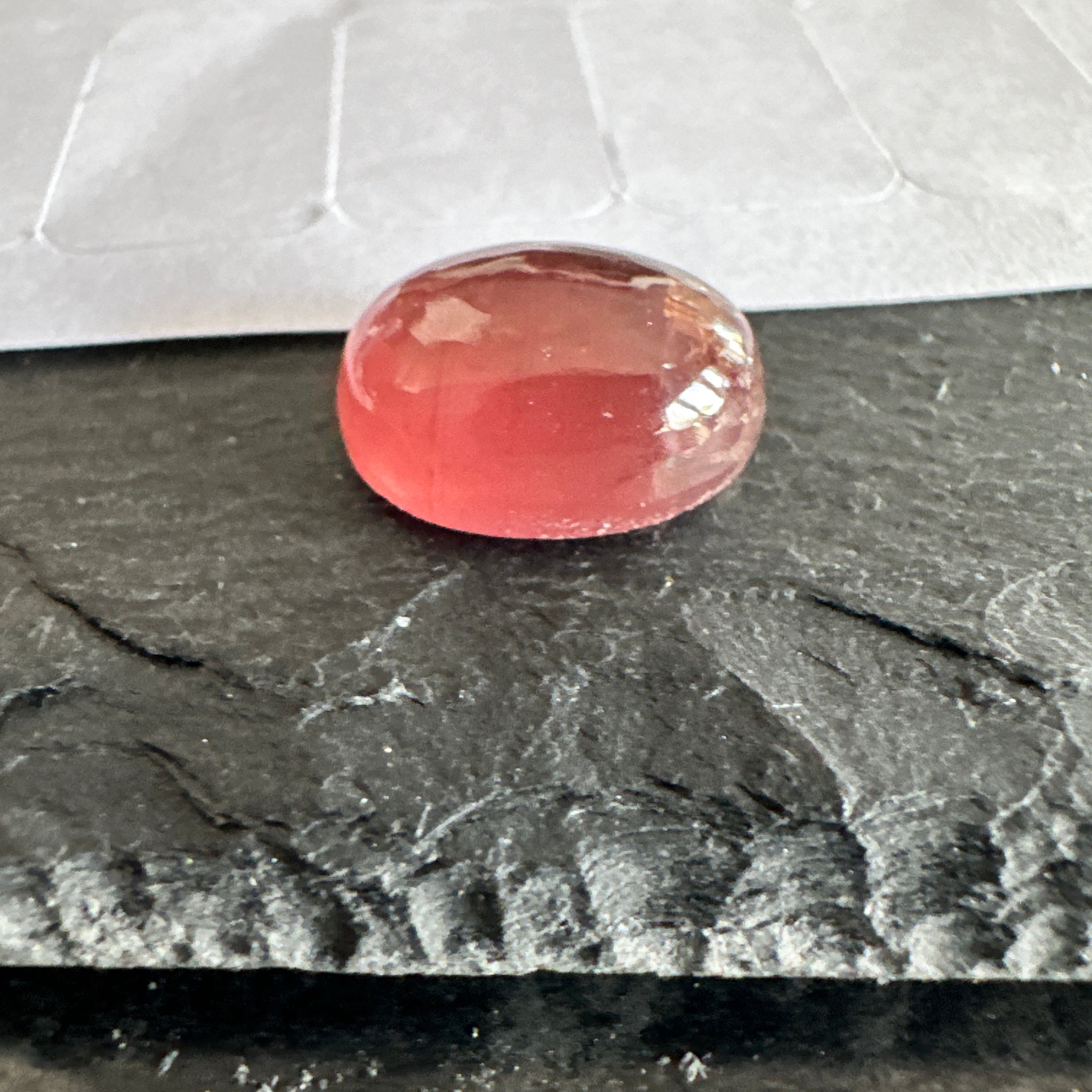 Padparadscha Sapphire Cabochon, 6.57ct, Tanzania, UNTREATED UNHEATED. 11 x 8.2 x 5 mm, seems to have a colour shift
