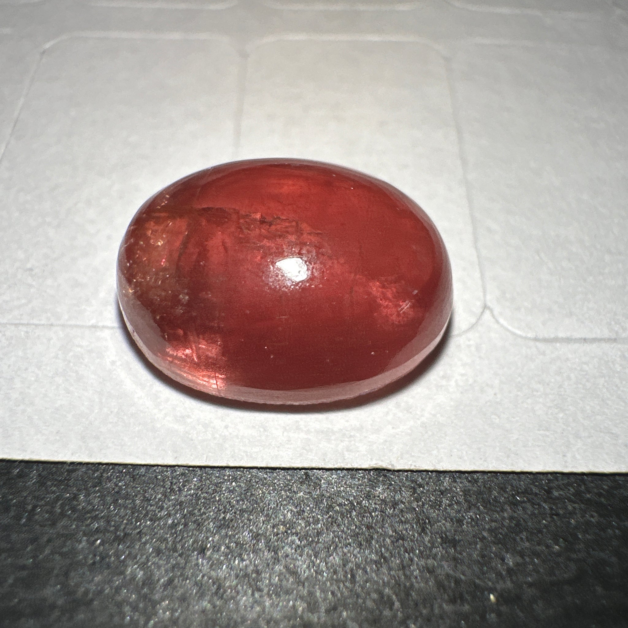 Padparadscha Sapphire Cabochon, 6.57ct, Tanzania, UNTREATED UNHEATED. 11 x 8.2 x 5 mm, seems to have a colour shift
