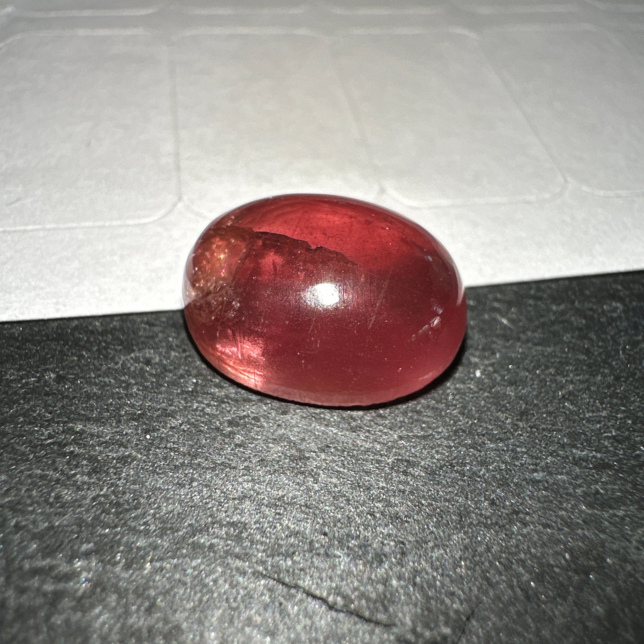 Padparadscha Sapphire Cabochon, 6.57ct, Tanzania, UNTREATED UNHEATED. 11 x 8.2 x 5 mm, seems to have a colour shift