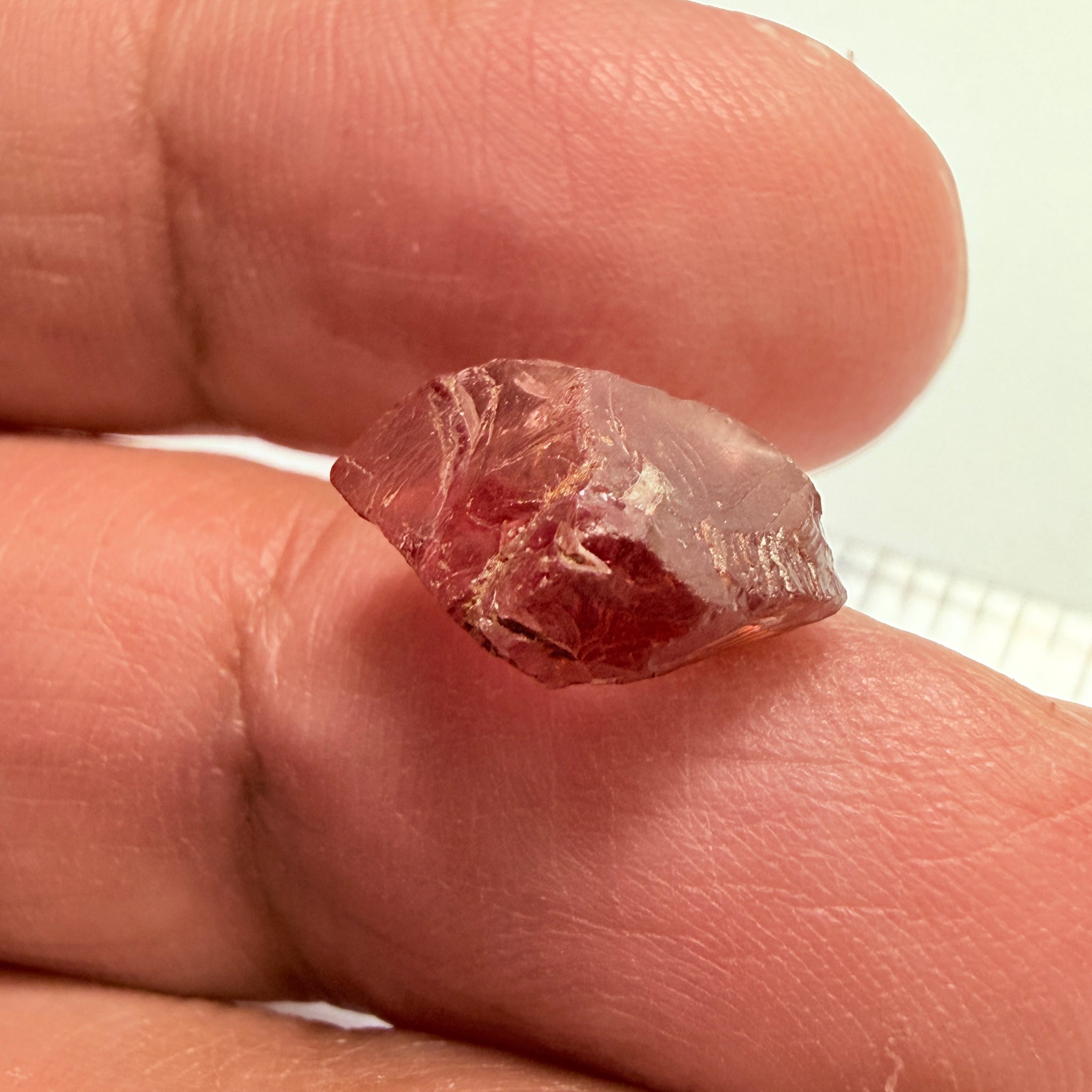 Umba Garnet, 6.90ct, Umba Valley, Tanzania, Untreated Unheated, vvs-if but flattish shape, see side pictures