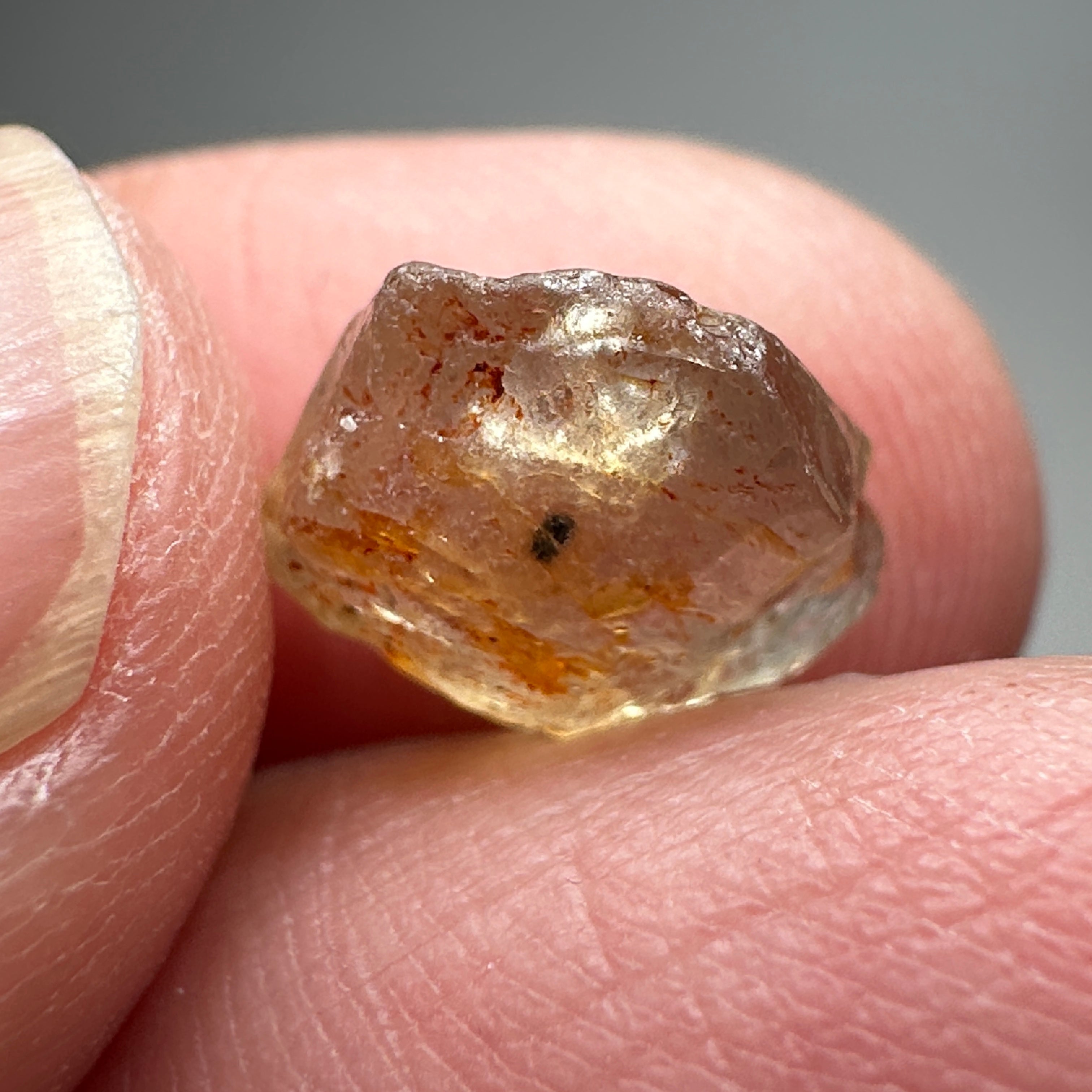 4.14ct Umba Sapphire, Umba Valley, Tanzania, Untreated Unheated. Slight inclusion on the outside with a small black spot rest VS