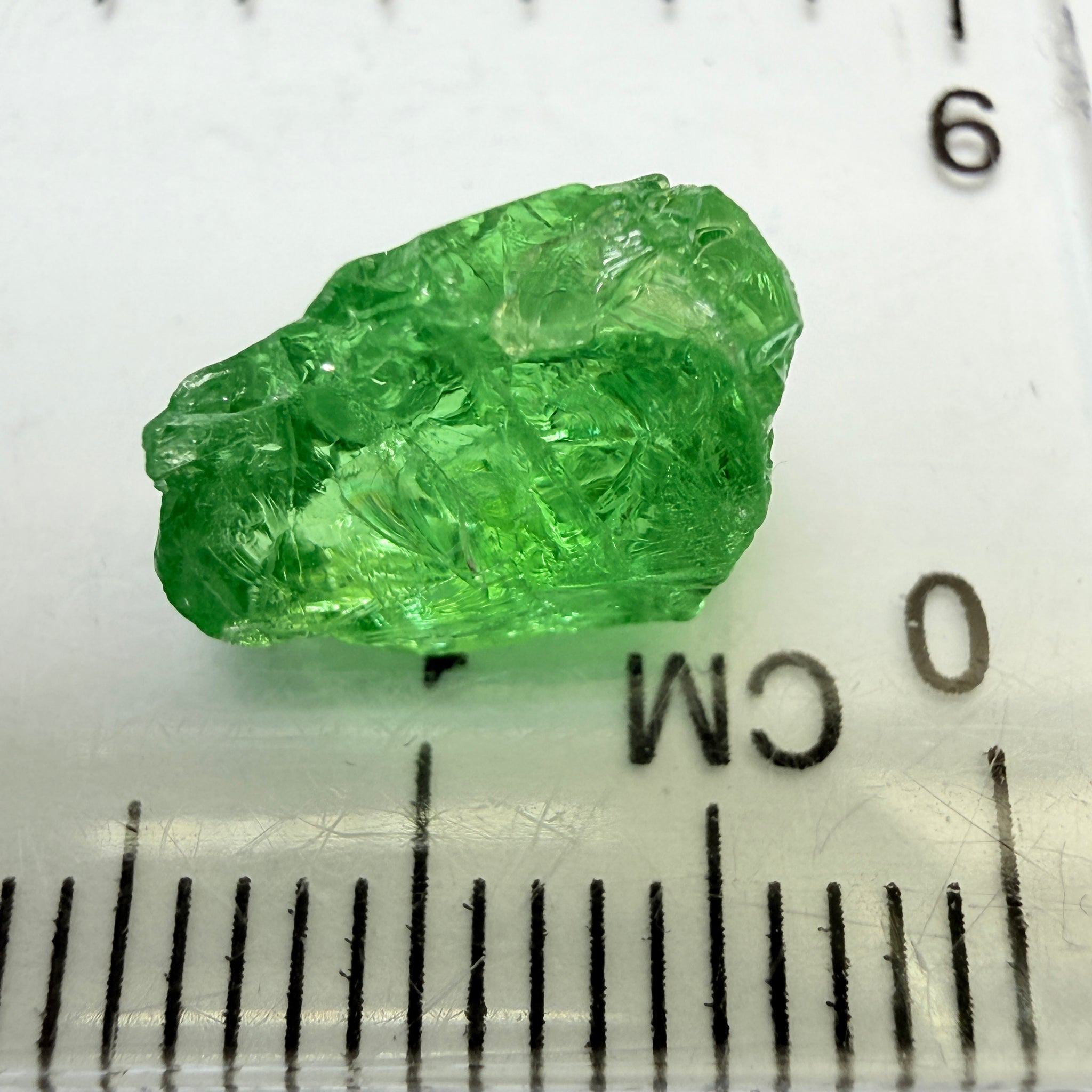 Tsavorite Garnet, 4.20ct, Tanzania, Untreated Unheated, heavy veils