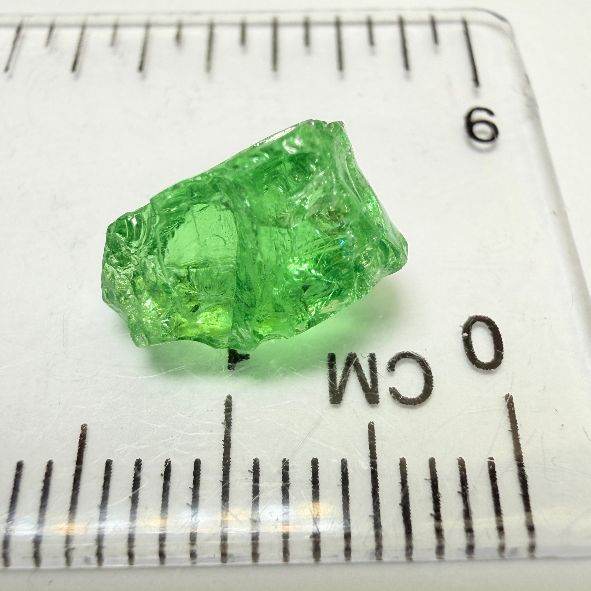 Tsavorite Garnet, 4.20ct, Tanzania, Untreated Unheated, heavy veils