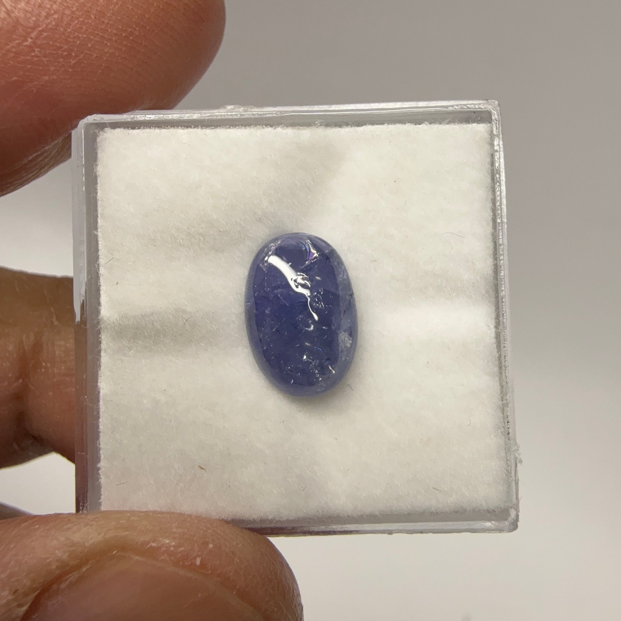Tanzanite cabochon, 3.43ct, Tanzania, gently heated