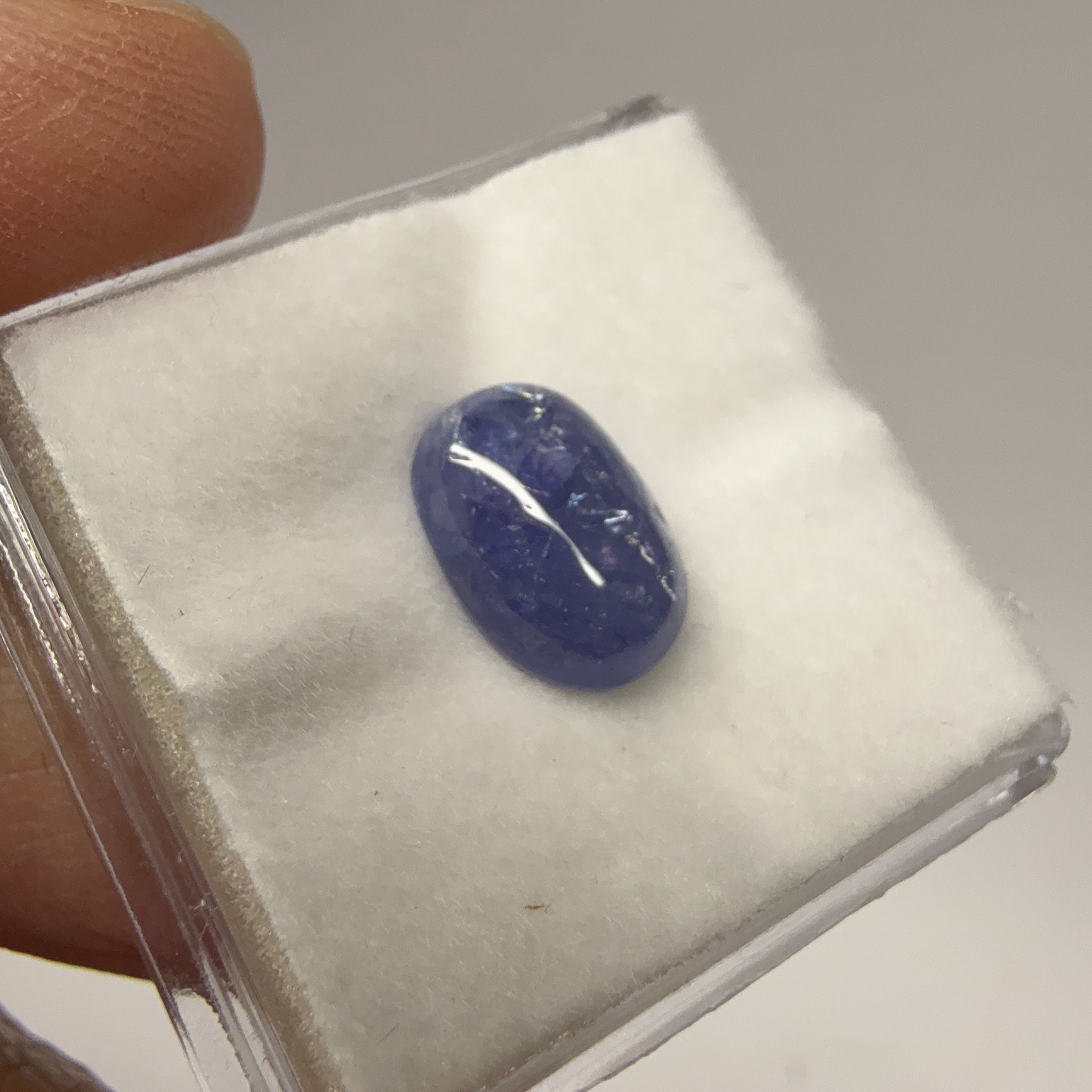 Tanzanite cabochon, 3.43ct, Tanzania, gently heated