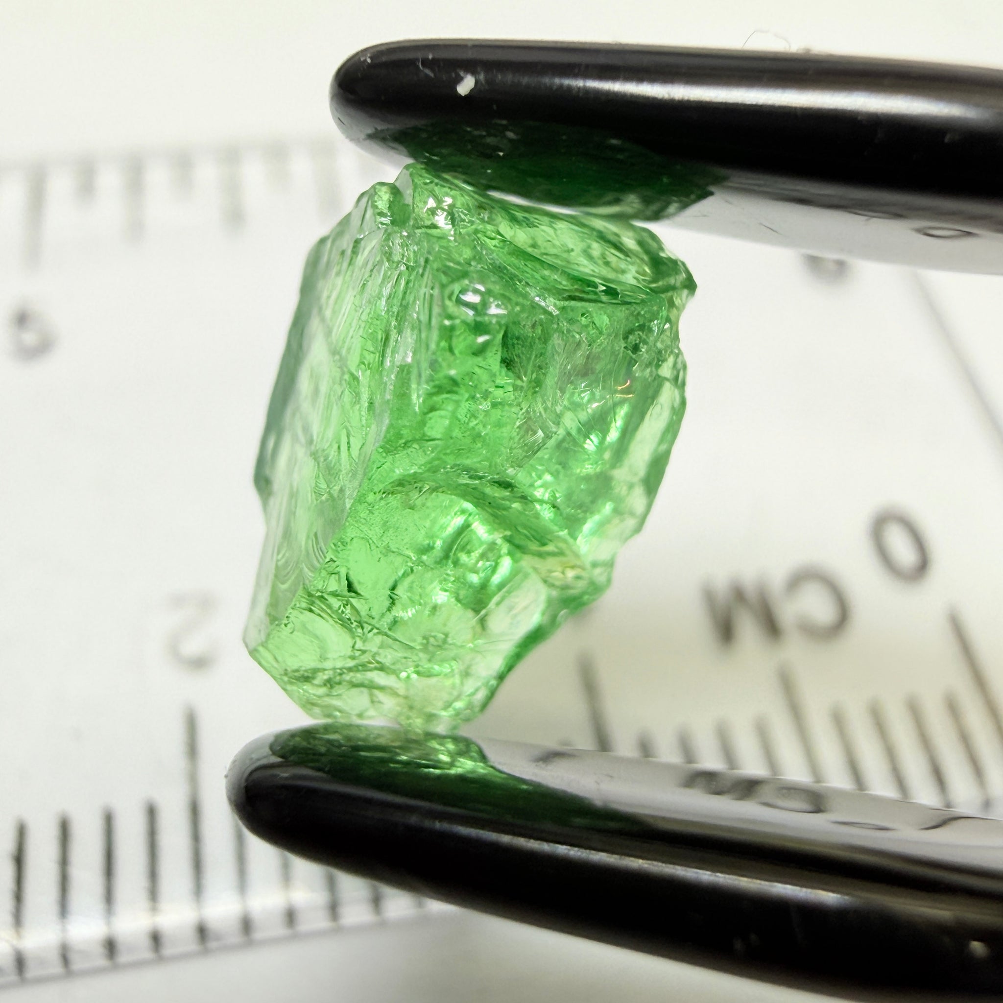 Tsavorite Garnet, 4.20ct, Tanzania, Untreated Unheated, heavy veils