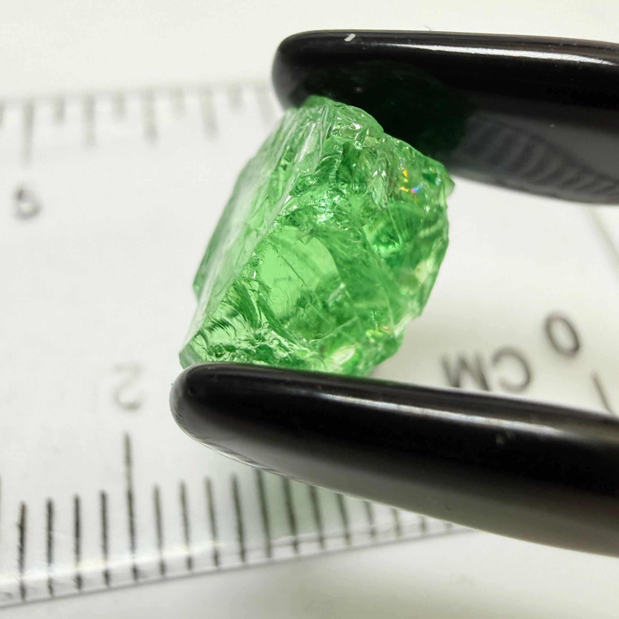 Tsavorite Garnet, 4.20ct, Tanzania, Untreated Unheated, heavy veils