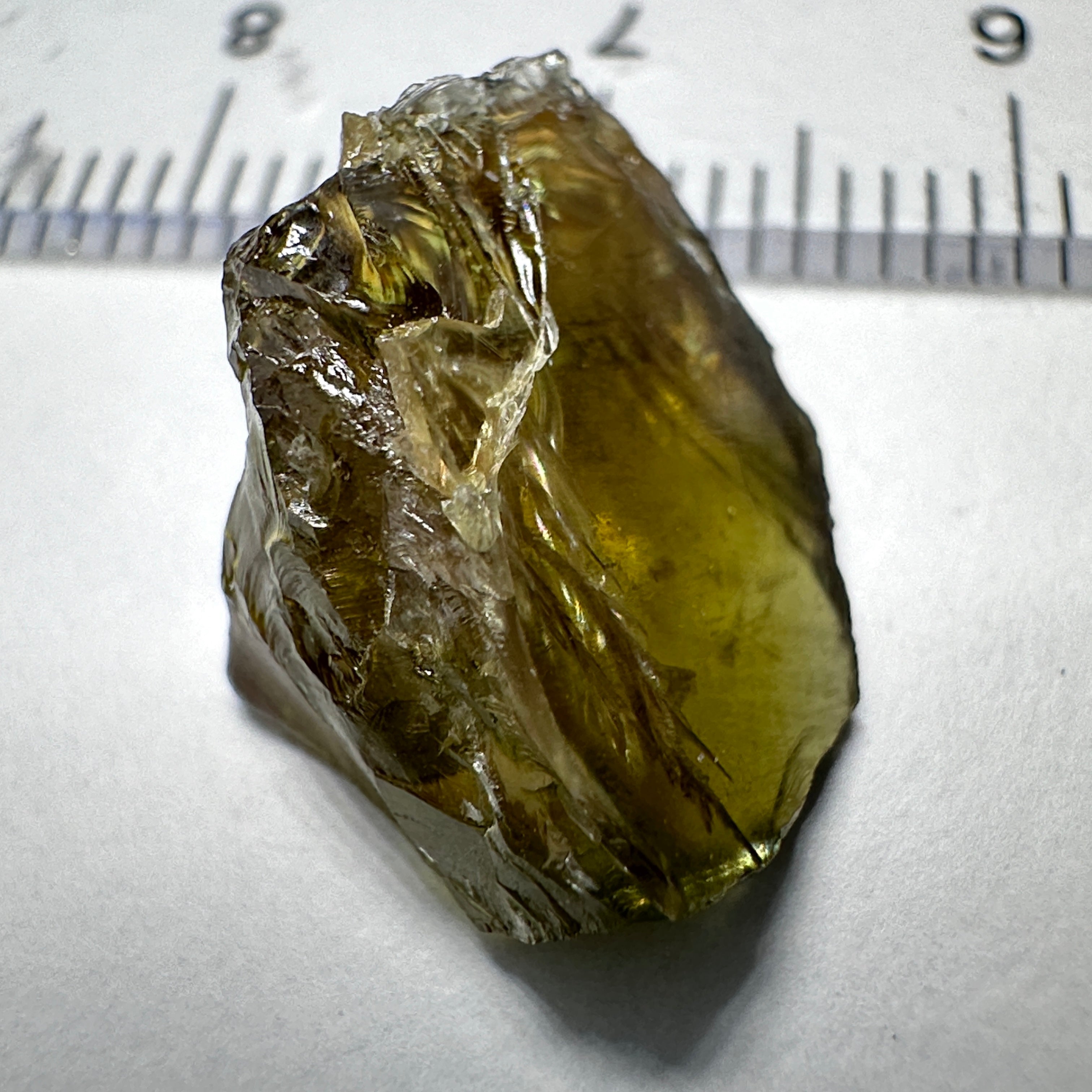 10.16ct Sphene, Mondo, Tanzania, Untreated Unheated, issues that need to be removed on faceting