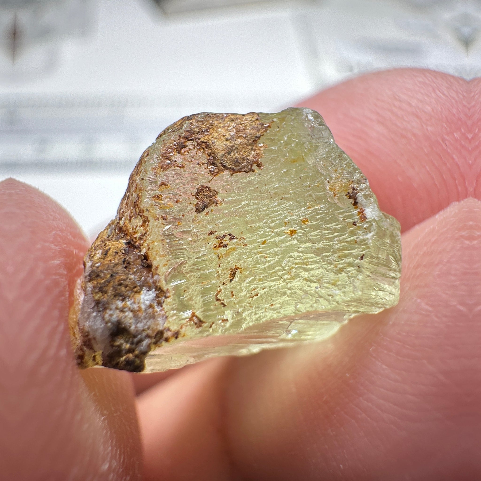 Tremolite Crystal, 13.66ct, Merelani, Tanzania, Untreated Unheated. Crack inside, the rest is vvs-if, see pic. Beautiful soft lime green colour