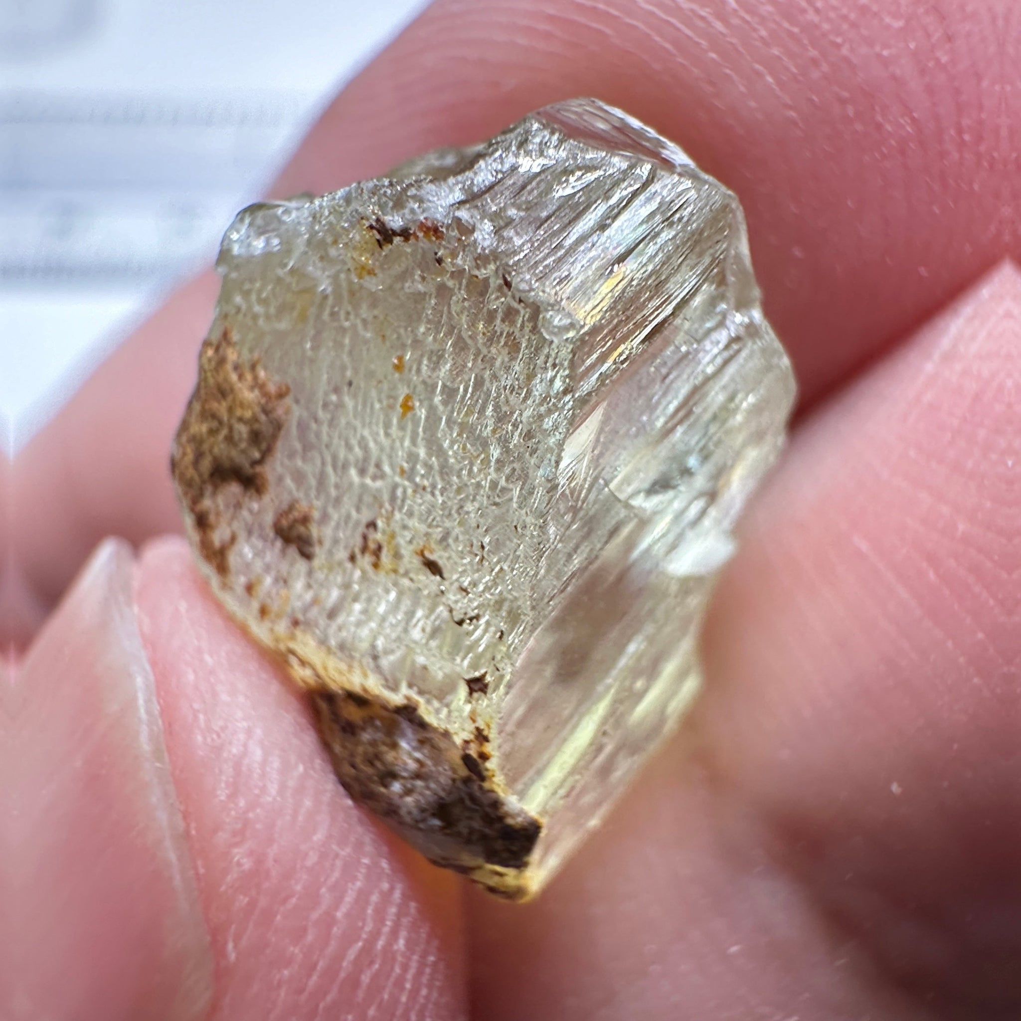 Tremolite Crystal, 13.66ct, Merelani, Tanzania, Untreated Unheated. Crack inside, the rest is vvs-if, see pic. Beautiful soft lime green colour