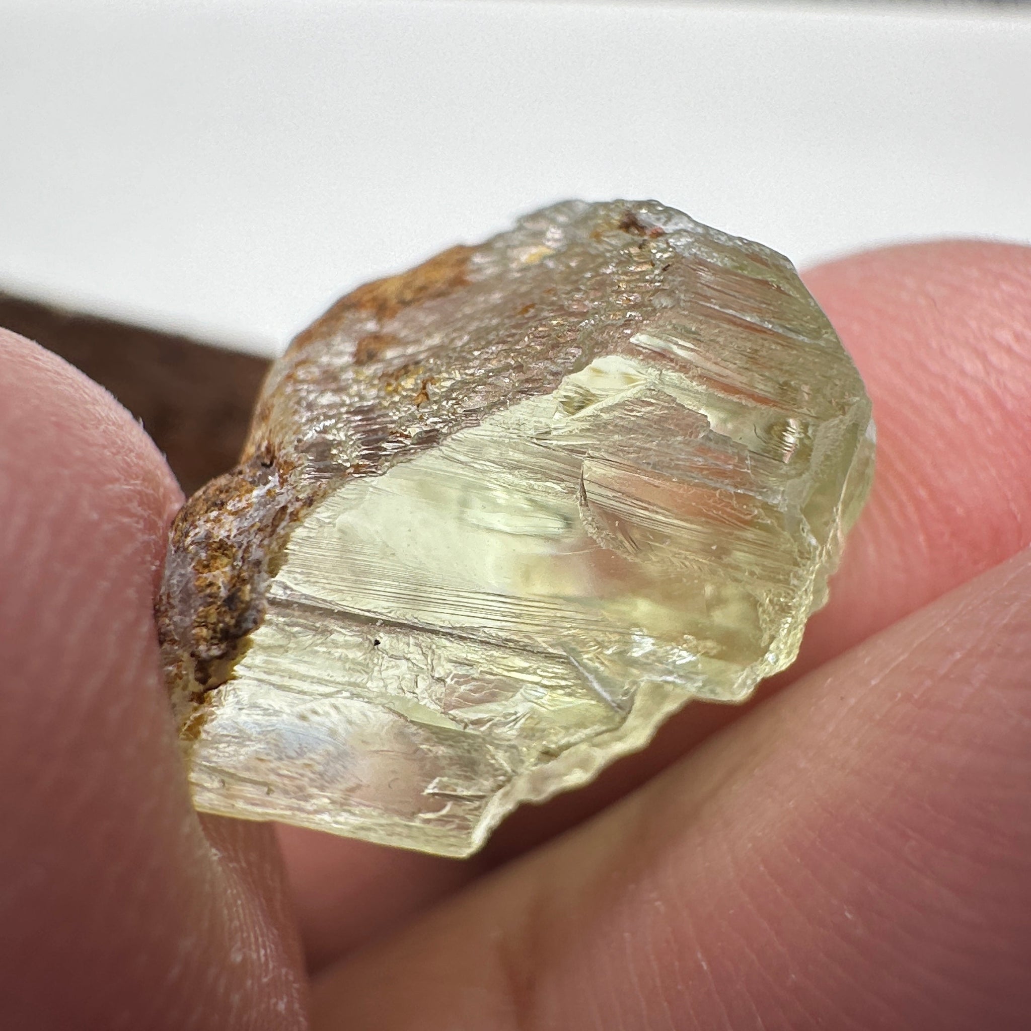 Tremolite Crystal, 13.66ct, Merelani, Tanzania, Untreated Unheated. Crack inside, the rest is vvs-if, see pic. Beautiful soft lime green colour