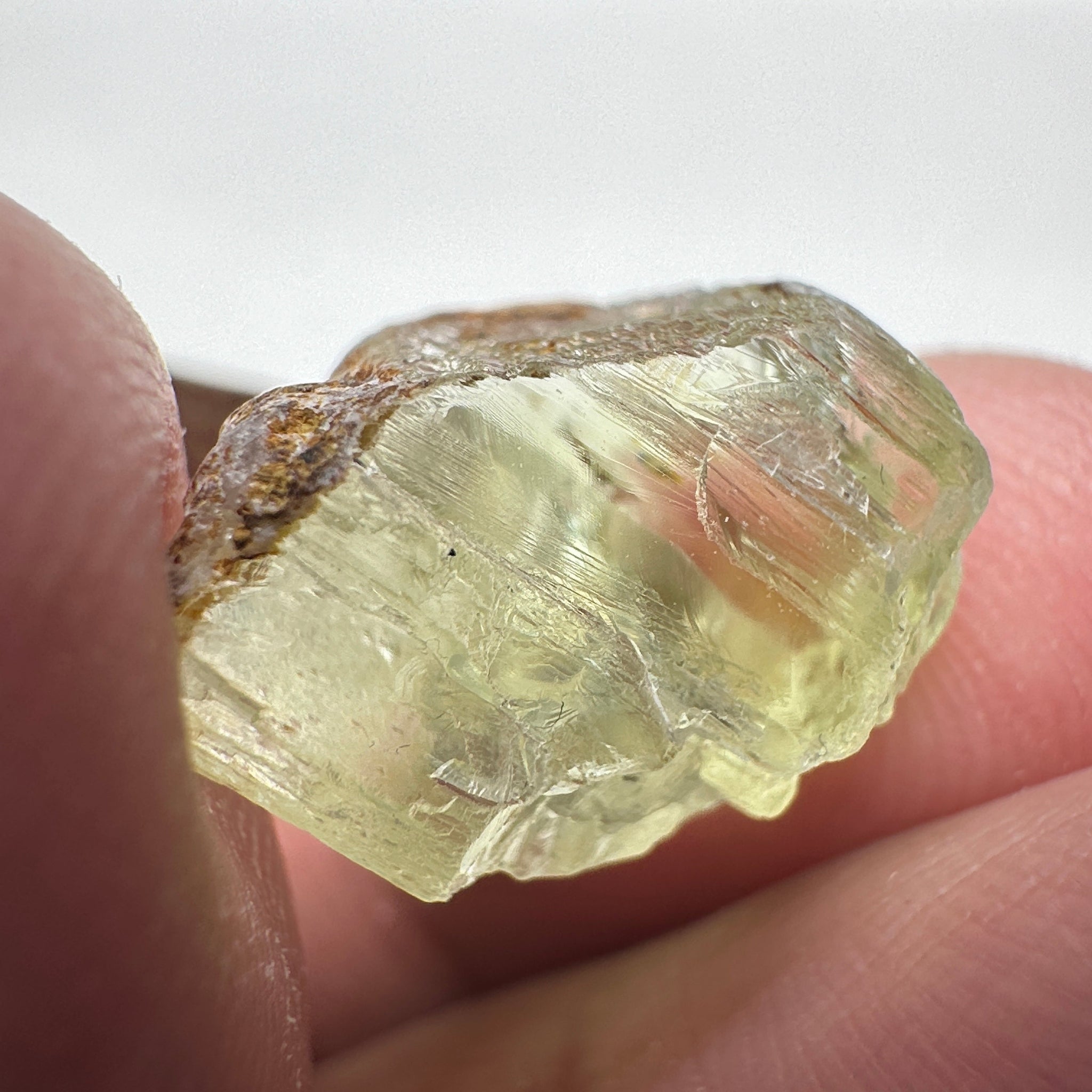 Tremolite Crystal, 13.66ct, Merelani, Tanzania, Untreated Unheated. Crack inside, the rest is vvs-if, see pic. Beautiful soft lime green colour