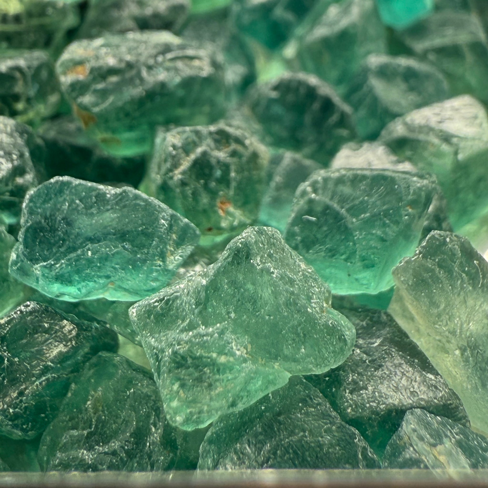 Neon Vivid Blue Green Apatite, Tanzania, Untreated Unheated. SINGLES price is per piece, cabbing, faceting and specimen grade mix, average size 1.8ct sold on a blind pour, see closeups