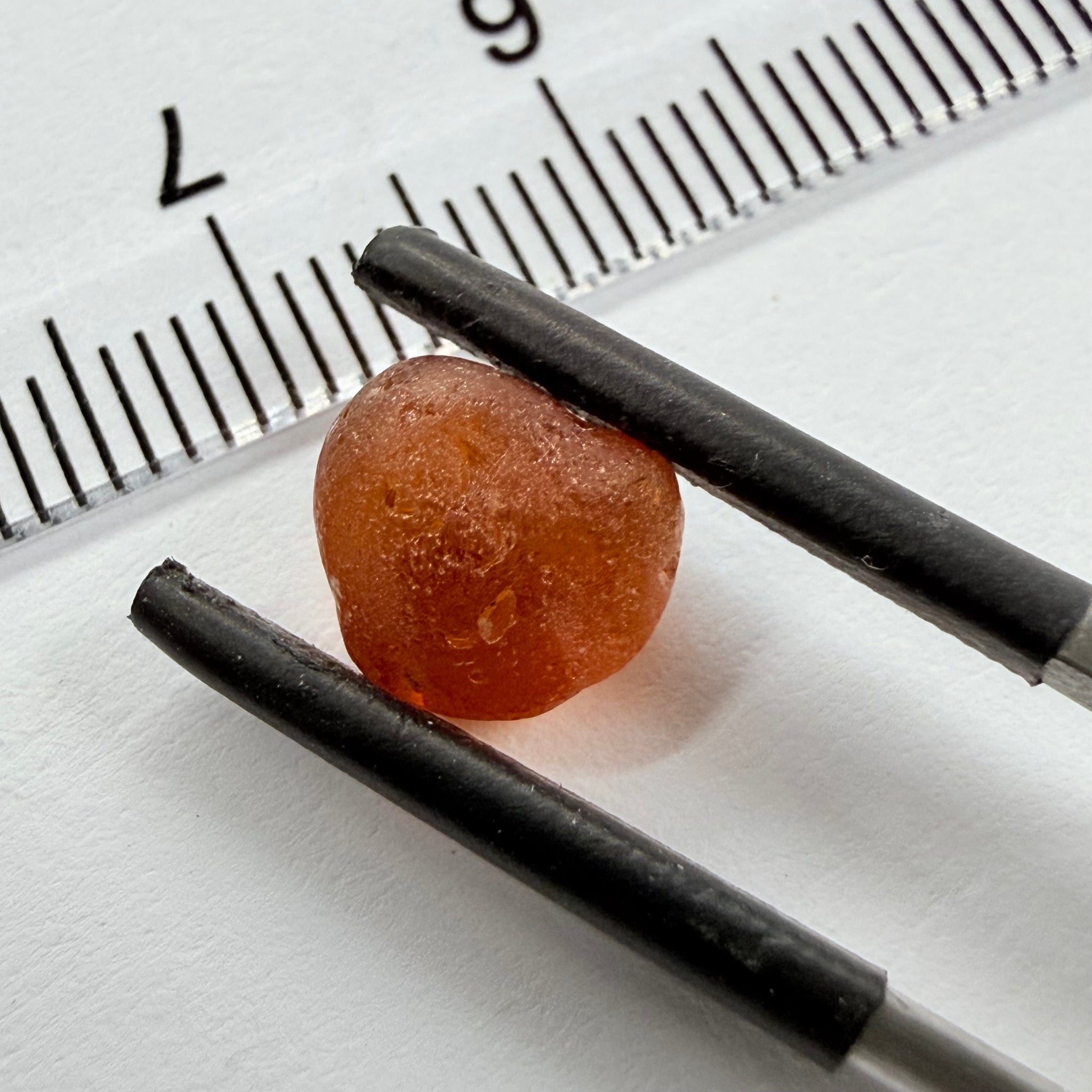 Orange Garnet, 4.00ct, Tanzania, Untreated Unheated. vvs
