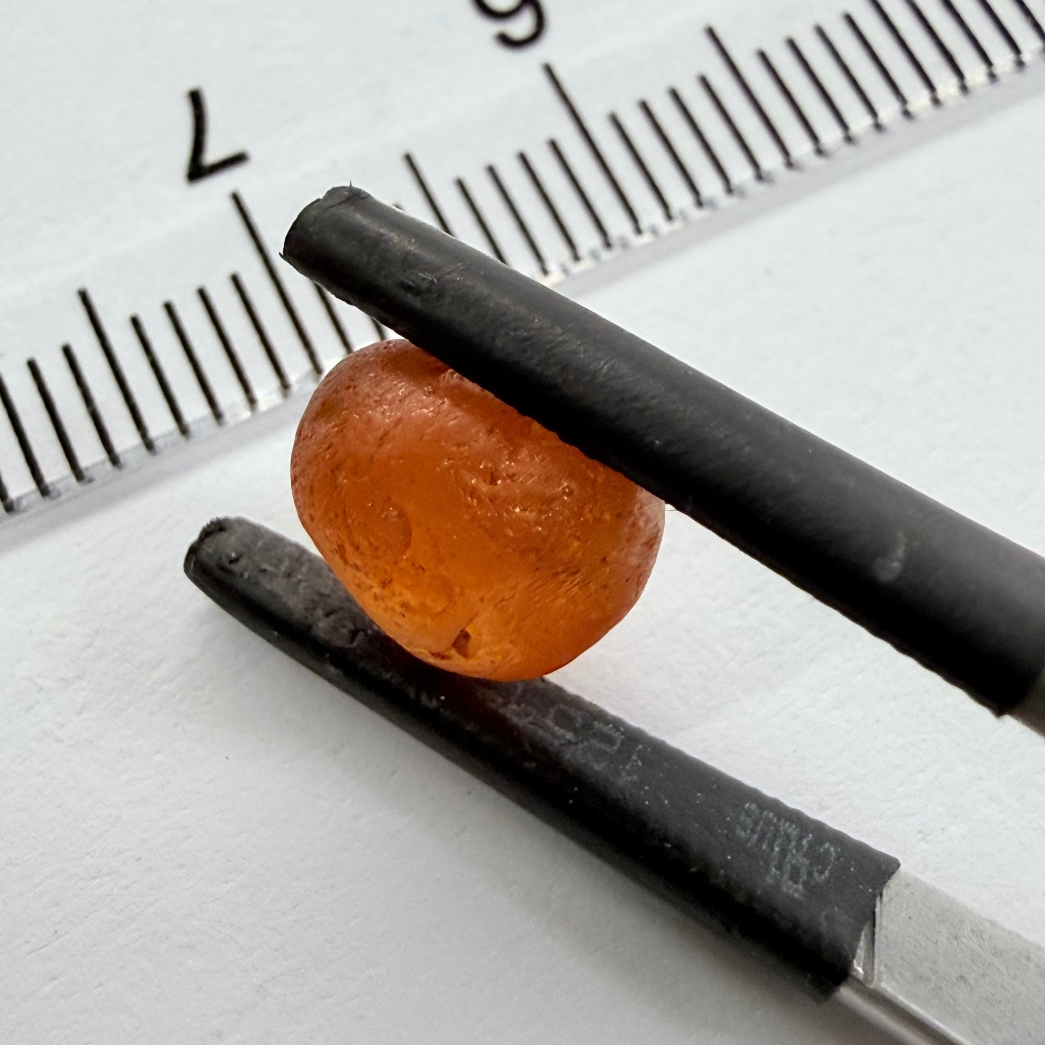 Orange Garnet, 4.00ct, Tanzania, Untreated Unheated. vvs