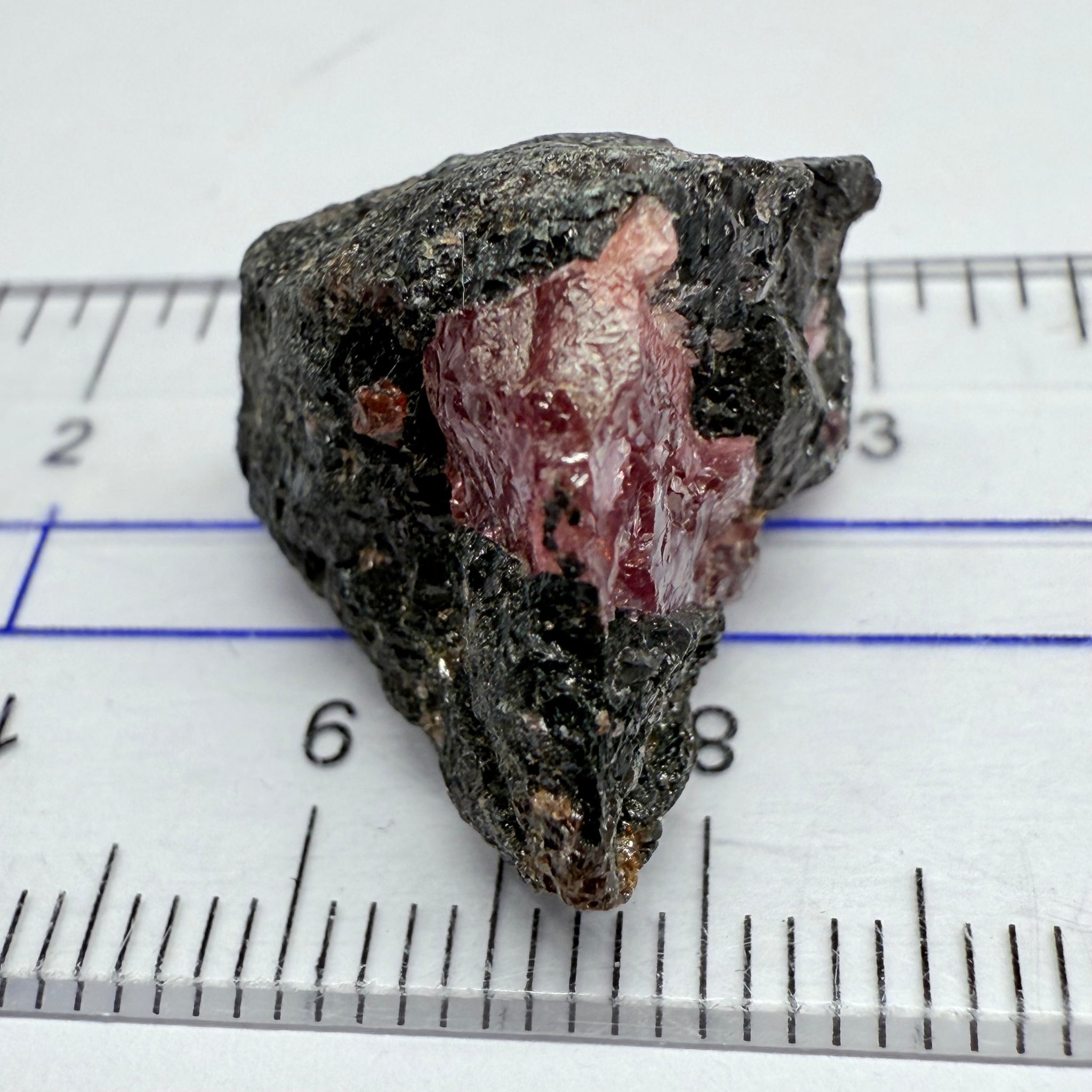 Winza Sapphire Crystal, 29.54ct, Winza, Tanzania, Untreated Unheated