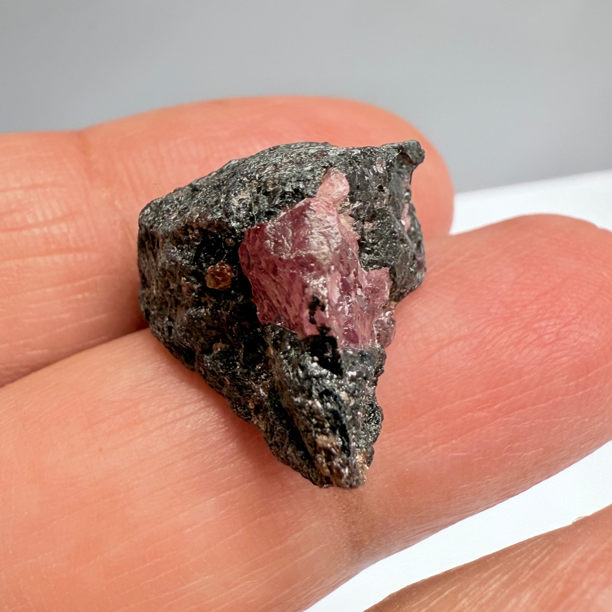 Winza Sapphire Crystal, 29.54ct, Winza, Tanzania, Untreated Unheated