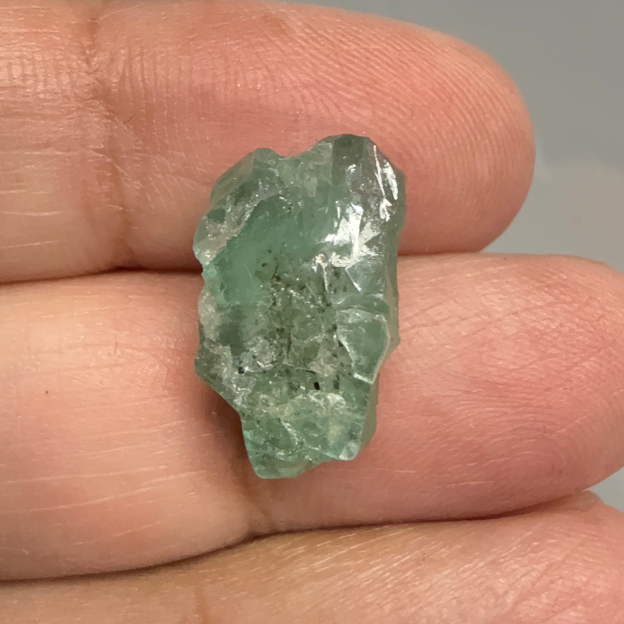 Emerald Crystal, 8.20ct, Tanzania, Untreated Unheated, specimen grade, flattish shape