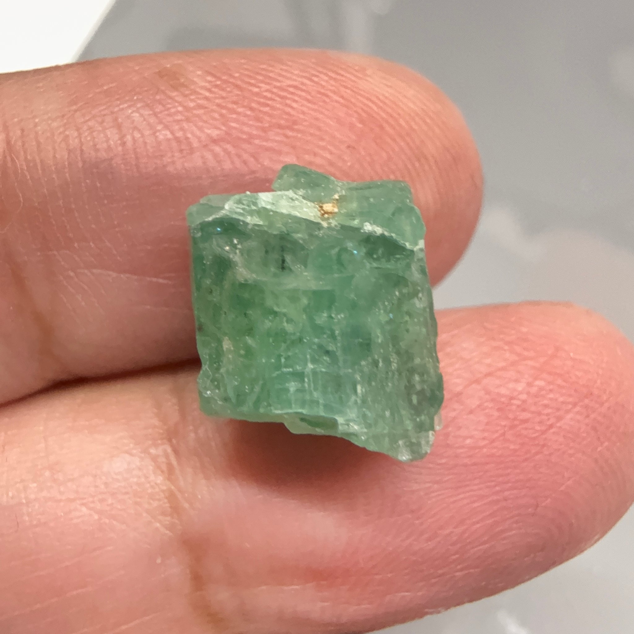 Emerald Crystal, 8.66ct, Tanzania, Untreated Unheated, specimen grade