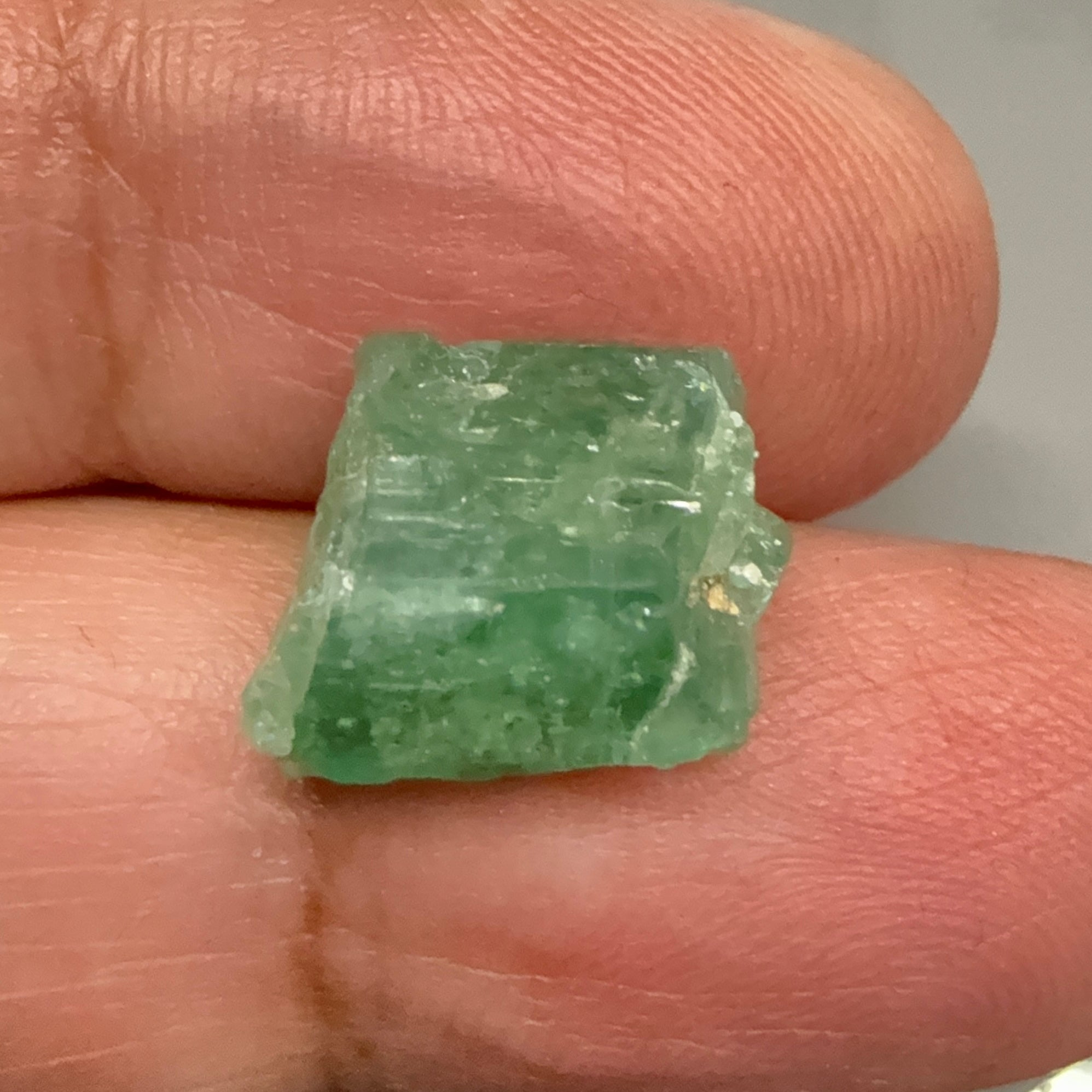 Emerald Crystal, 8.66ct, Tanzania, Untreated Unheated, specimen grade