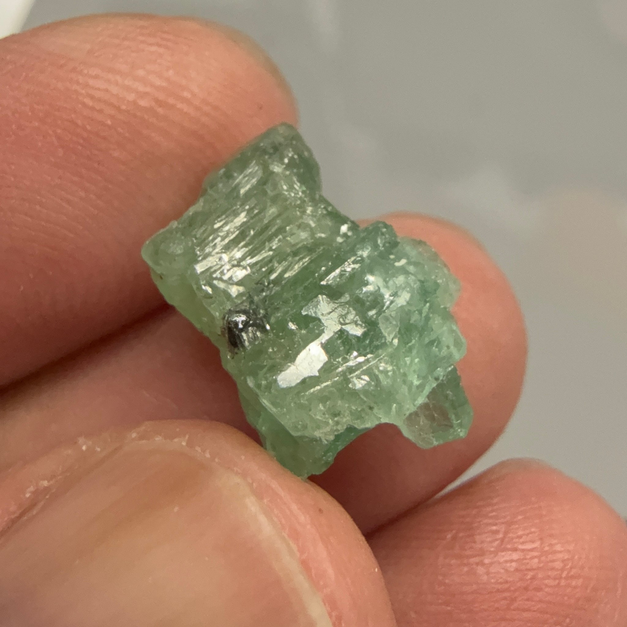 Emerald Crystal, 6.91ct, Tanzania, Untreated Unheated, specimen grade