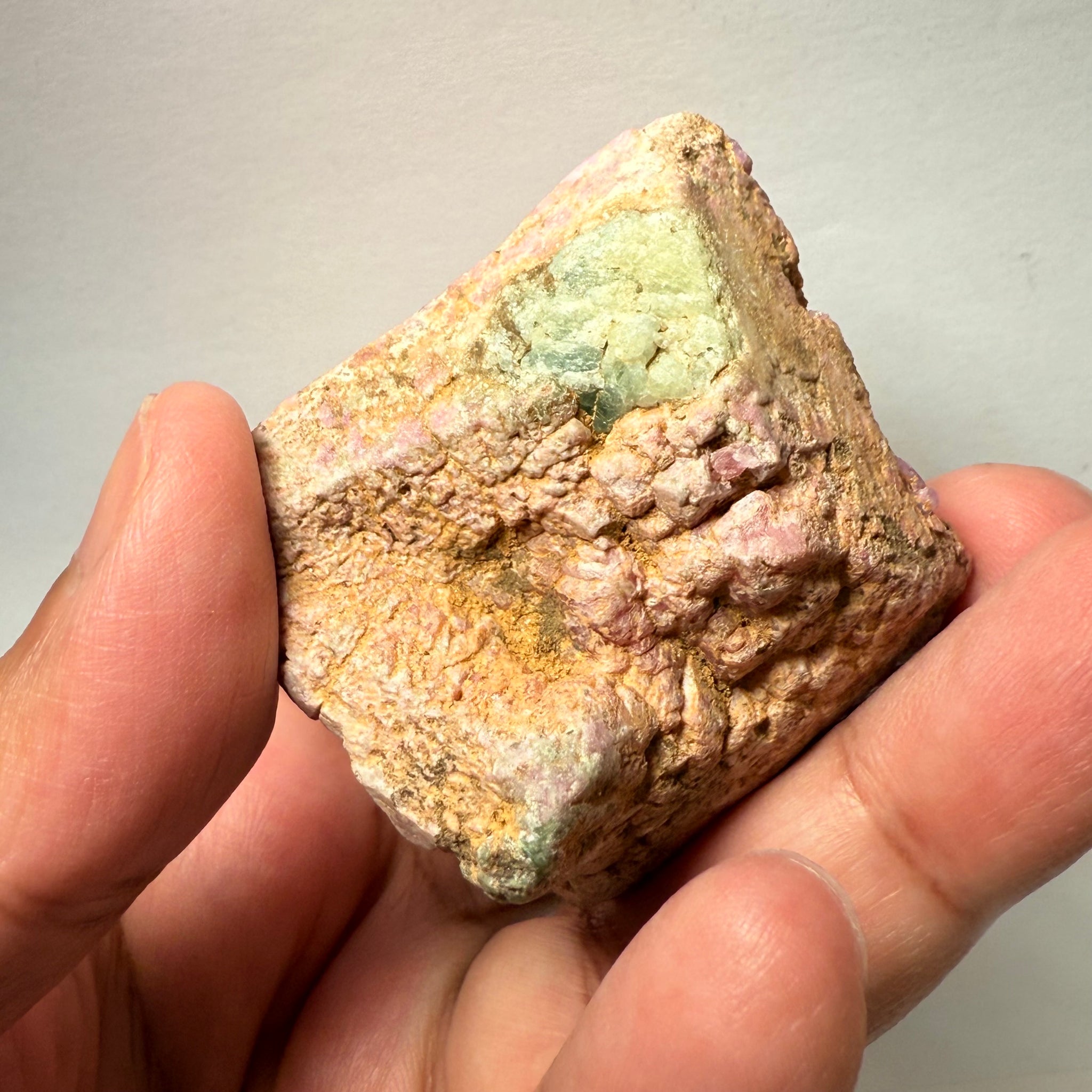 Mahenge Spinel Crystal, 180.80gm / 904.00ct, Mahenge, Tanzania, Untreated Unheated, 6.47cm x 5.87cm x 5.62cm