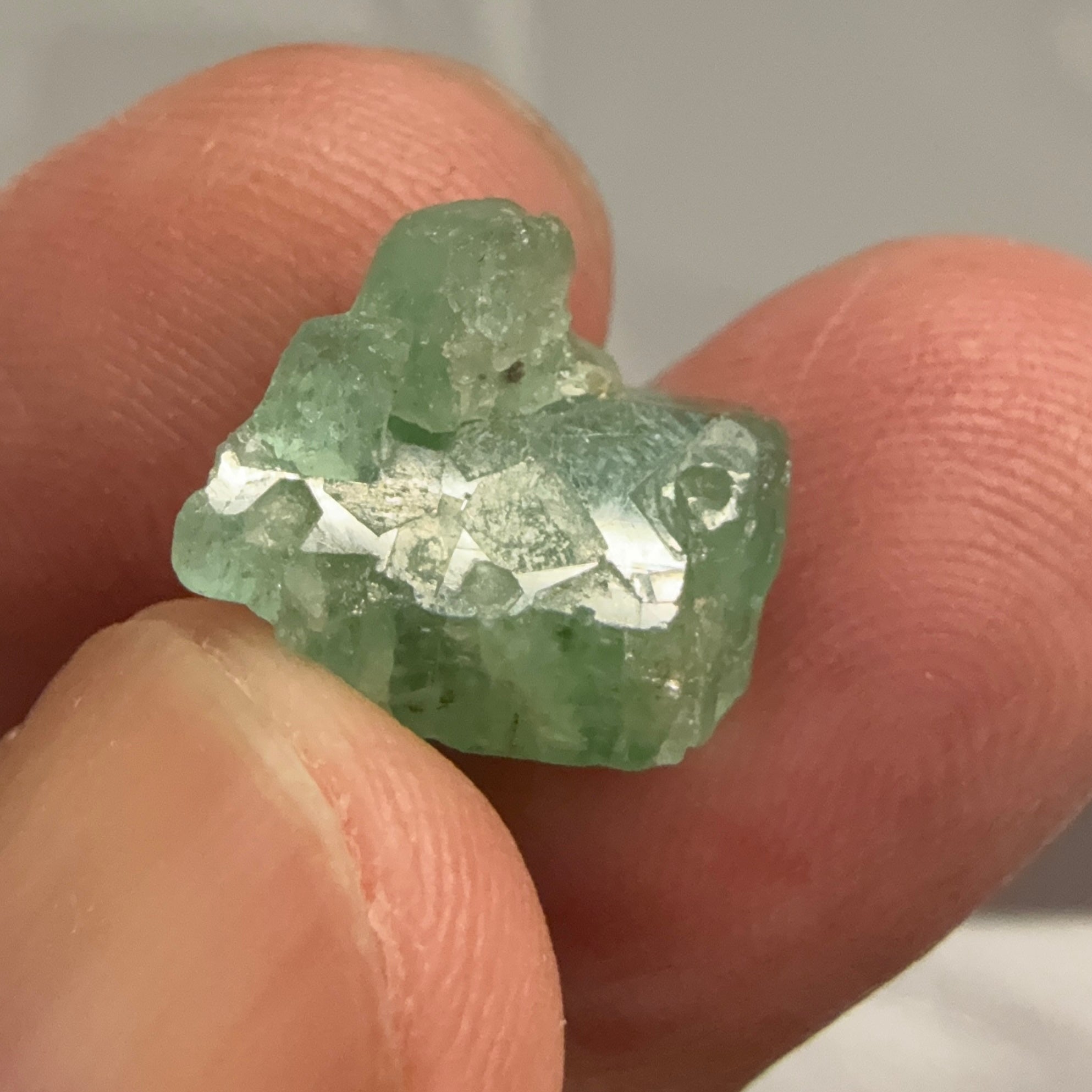 Emerald Crystal, 9.59ct, Tanzania, Untreated Unheated, specimen grade
