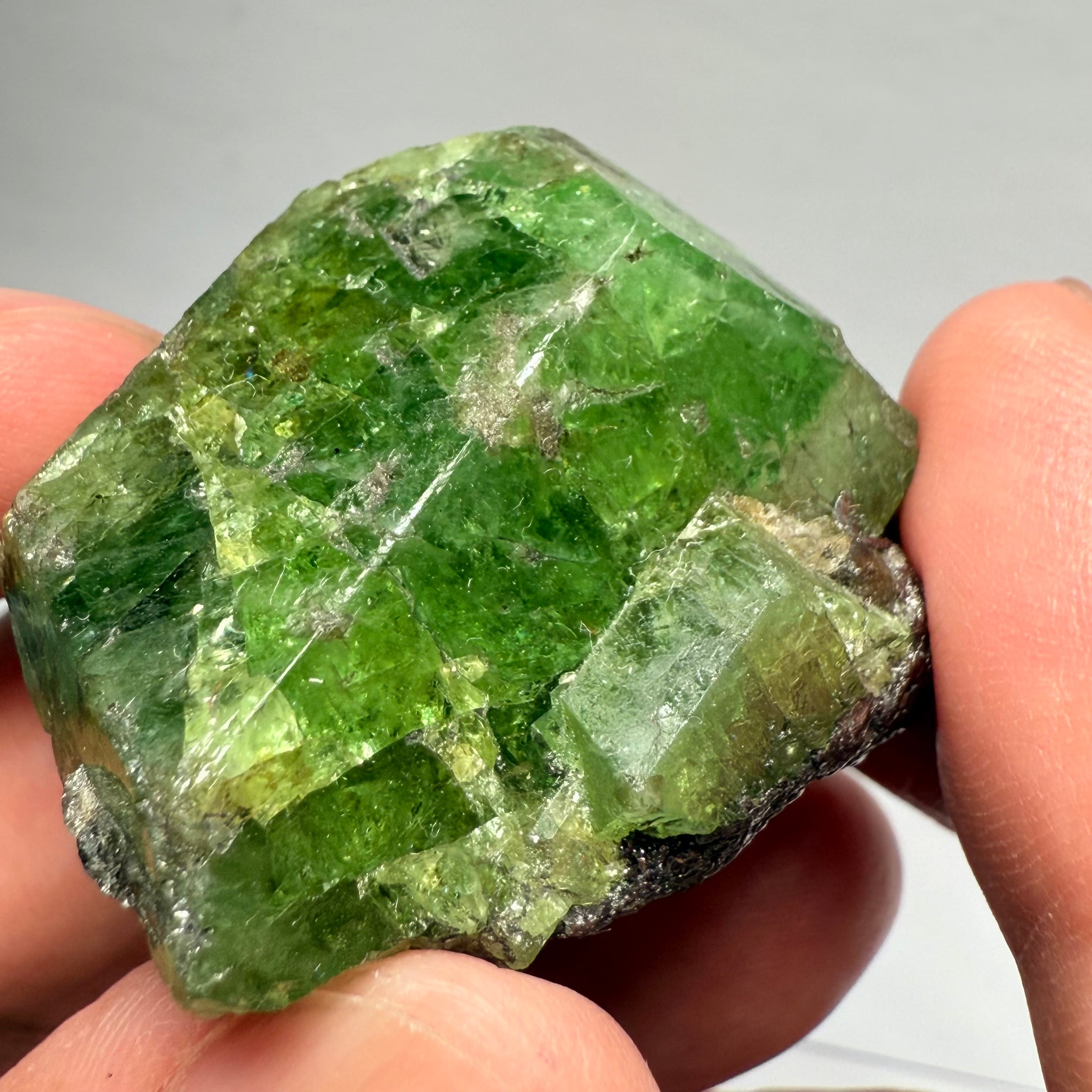 Tsavorite Crystal, 38.00gm / 190.00ct, Merelani, Tanzania, Unheated Untreated