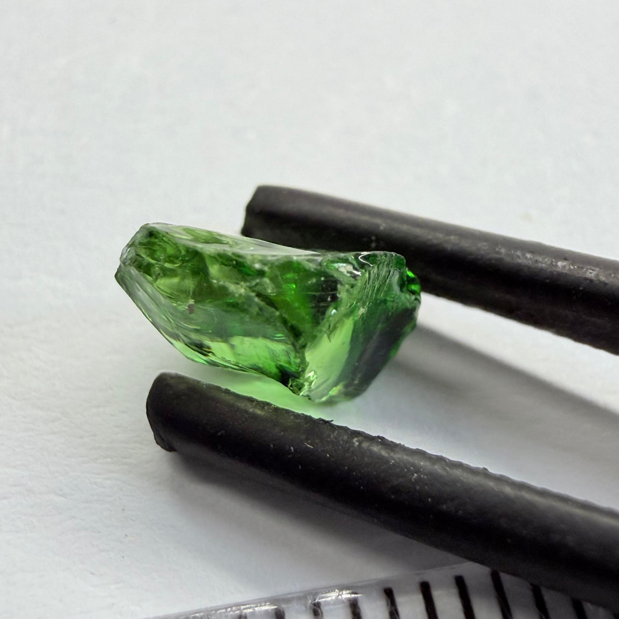 Chrome Tourmaline, yellowish tint with colour zoning, 1.84ct, Laletema, Tanzania, Untreated Unheated, vvs-if, slightly flattish shape
