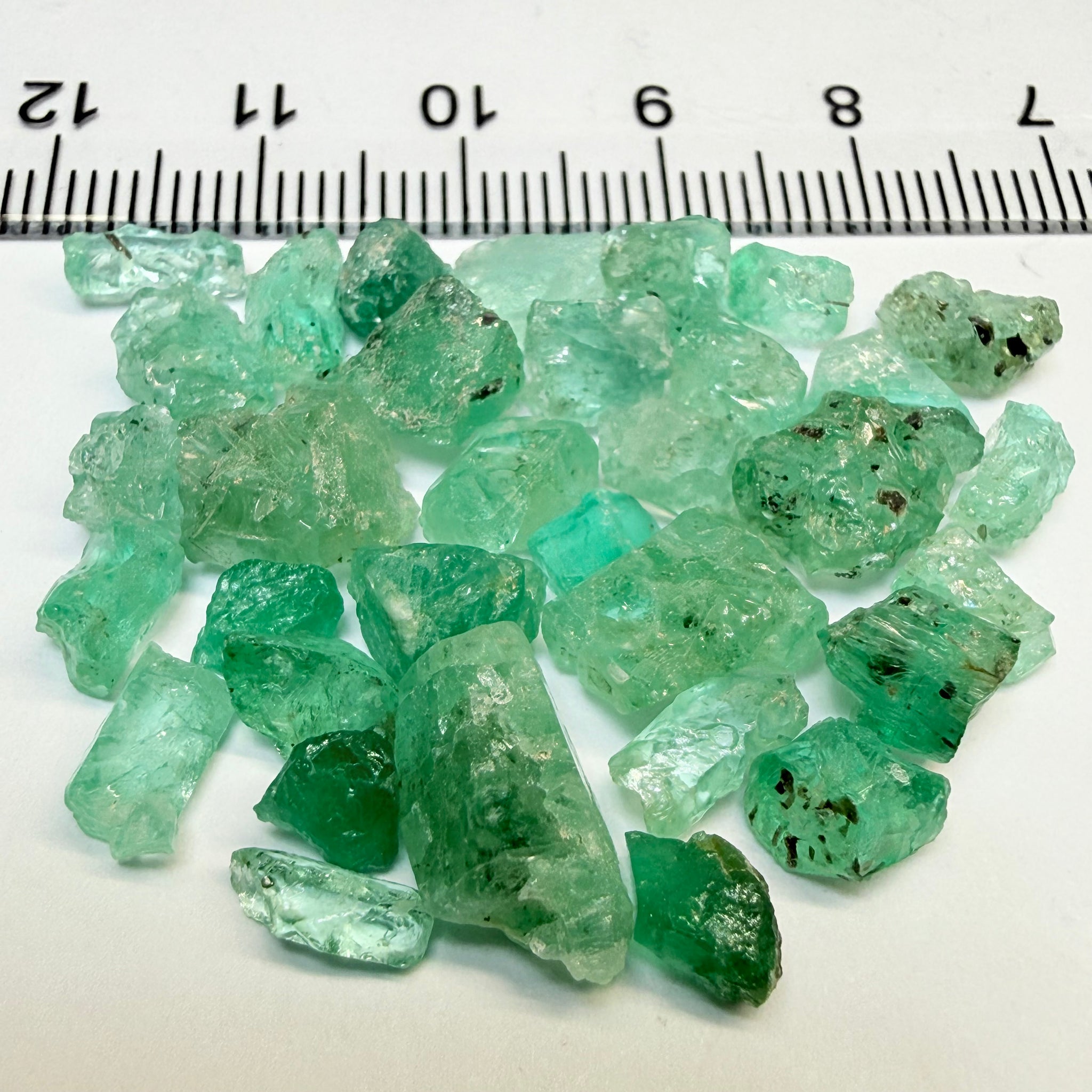 Emerald Crystal Lot, 41.94ct, Tanzania, Untreated Unheated, no oil. Great for setting as is in jewellery&nbsp;
