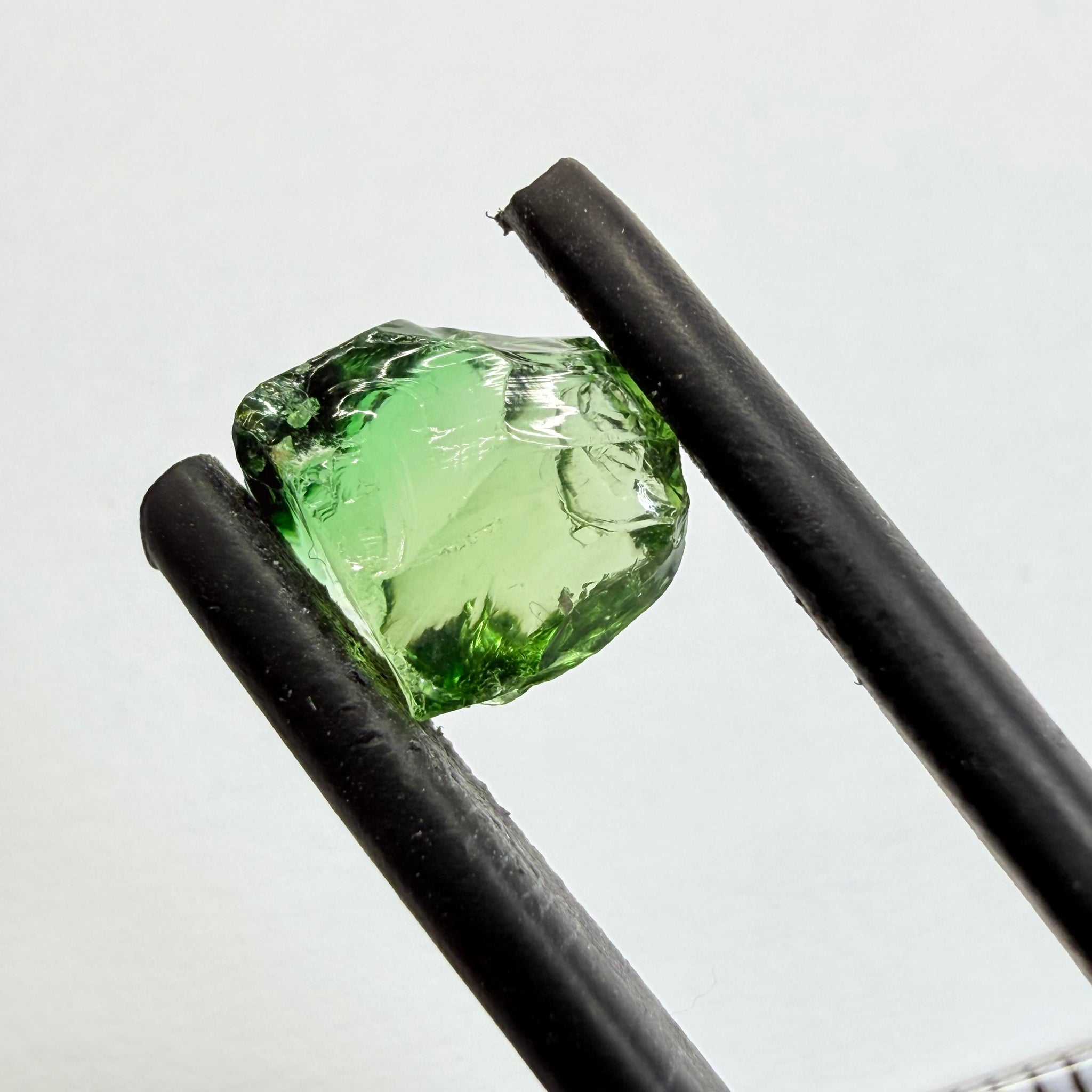 Chrome Tourmaline, yellowish tint with colour zoning, 1.84ct, Laletema, Tanzania, Untreated Unheated, vvs-if, slightly flattish shape