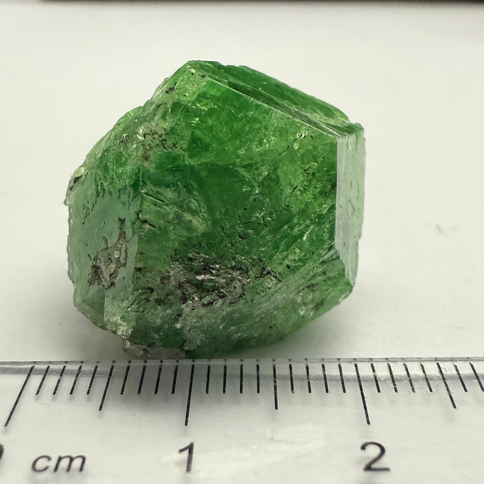 Tsavorite Crystal, 12.60gm / 63.00ct, Merelani, Tanzania, Unheated Untreated