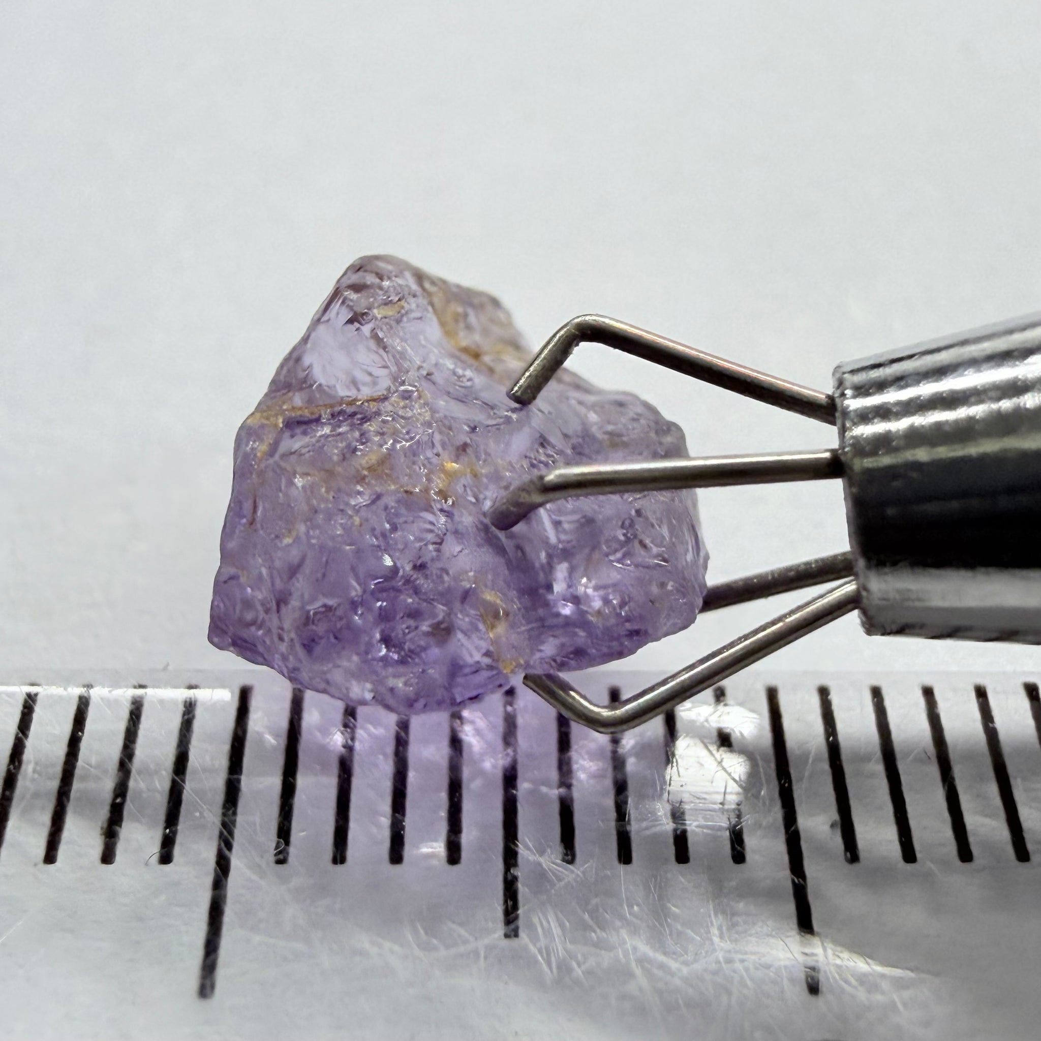 Purple Scapolite, 3.12ct, Tanzania, Untreated Unheated, vvs-if, flat shape