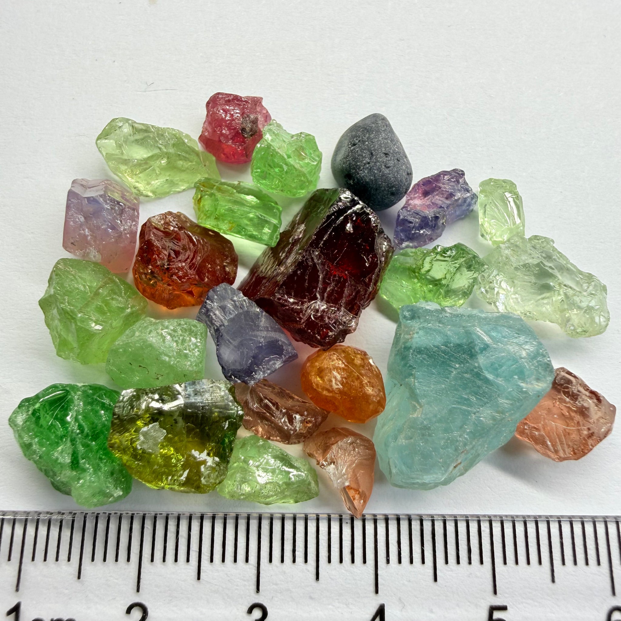 Mixed Lot, 92.53ct, Tanzania, Untreated Unheated, great for specimen collections or setting in jewellery as is, great for cabs too!