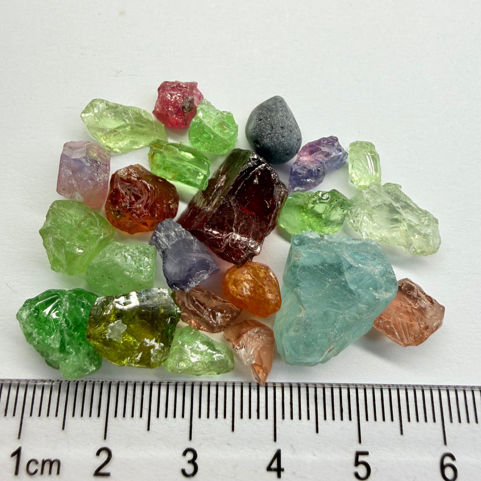 Mixed Lot, 92.53ct, Tanzania, Untreated Unheated, great for specimen collections or setting in jewellery as is, great for cabs too!