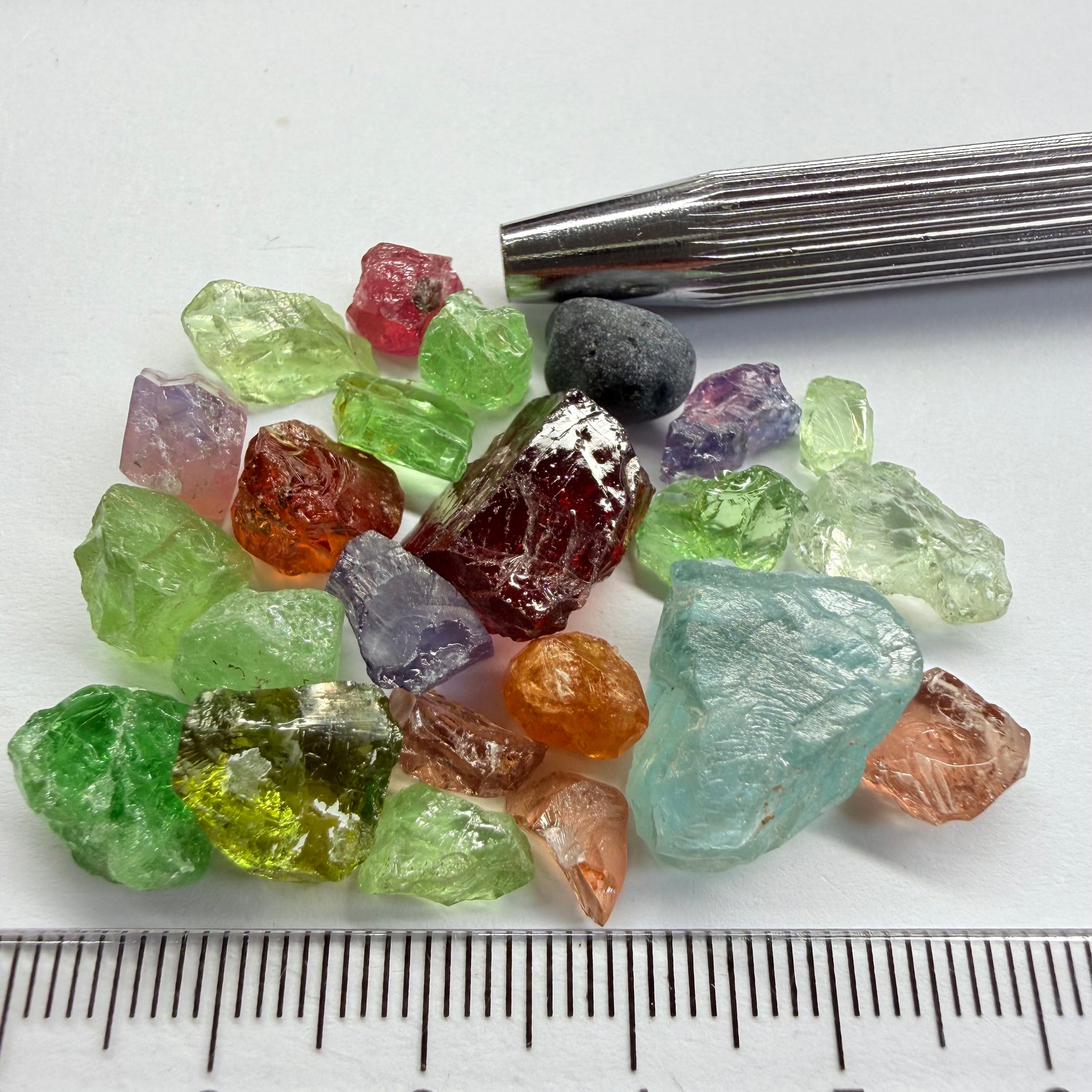 Mixed Lot, 92.53ct, Tanzania, Untreated Unheated, great for specimen collections or setting in jewellery as is, great for cabs too!
