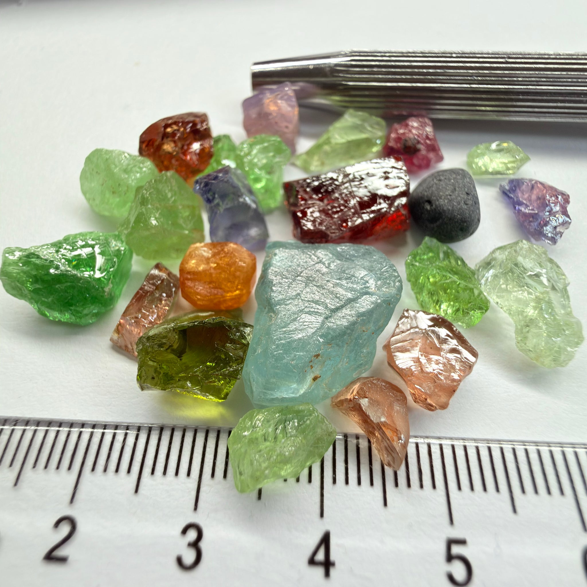 Mixed Lot, 92.53ct, Tanzania, Untreated Unheated, great for specimen collections or setting in jewellery as is, great for cabs too!