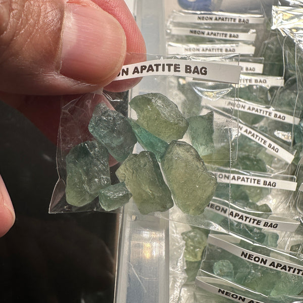 Neon Apatite Bag, Tanzania, specimen / cabbing grade, some faceting grade rough