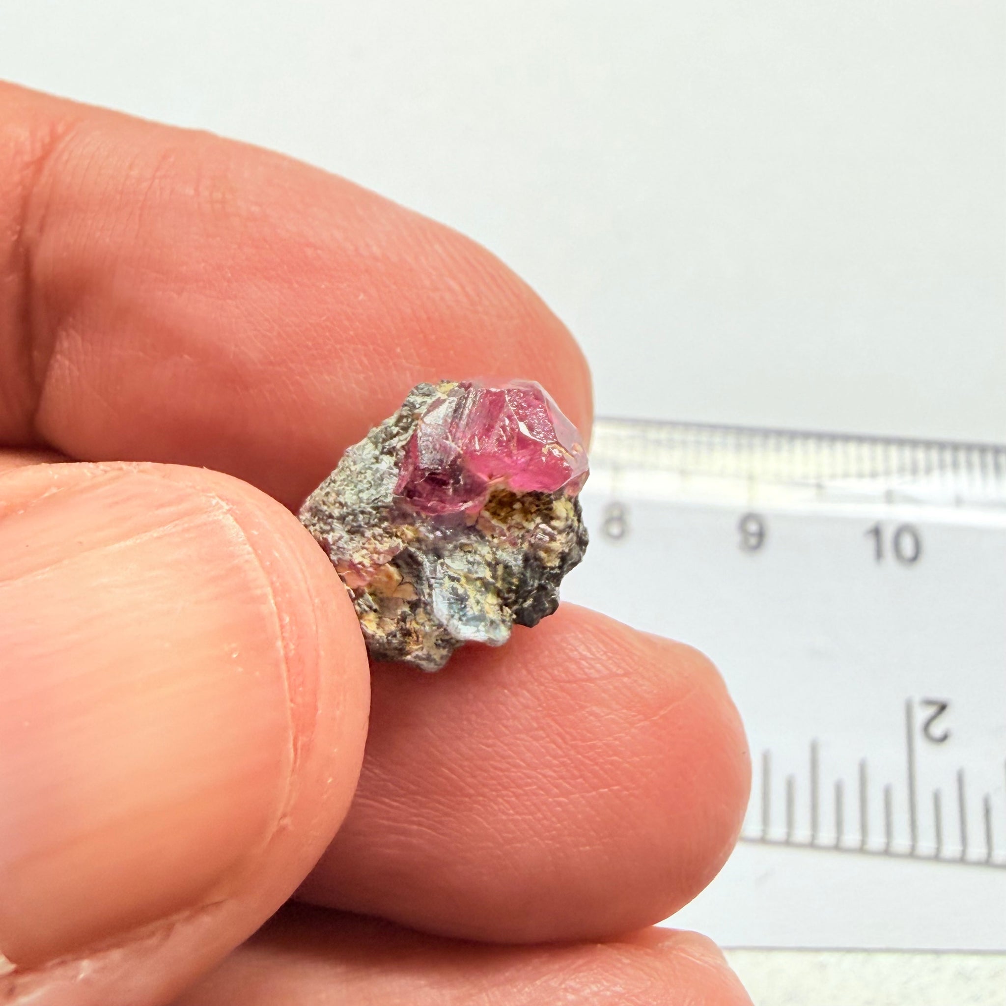 Winza Sapphire Crystal, 7.59ct, Winza, Tanzania, Untreated Unheated