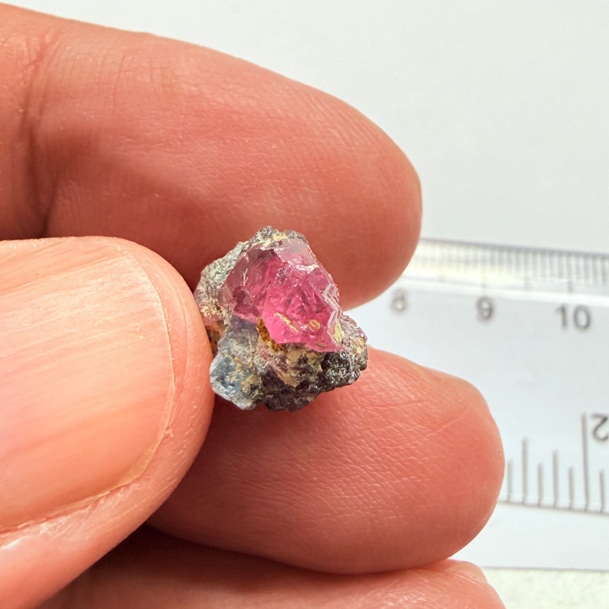 Winza Sapphire Crystal, 7.59ct, Winza, Tanzania, Untreated Unheated