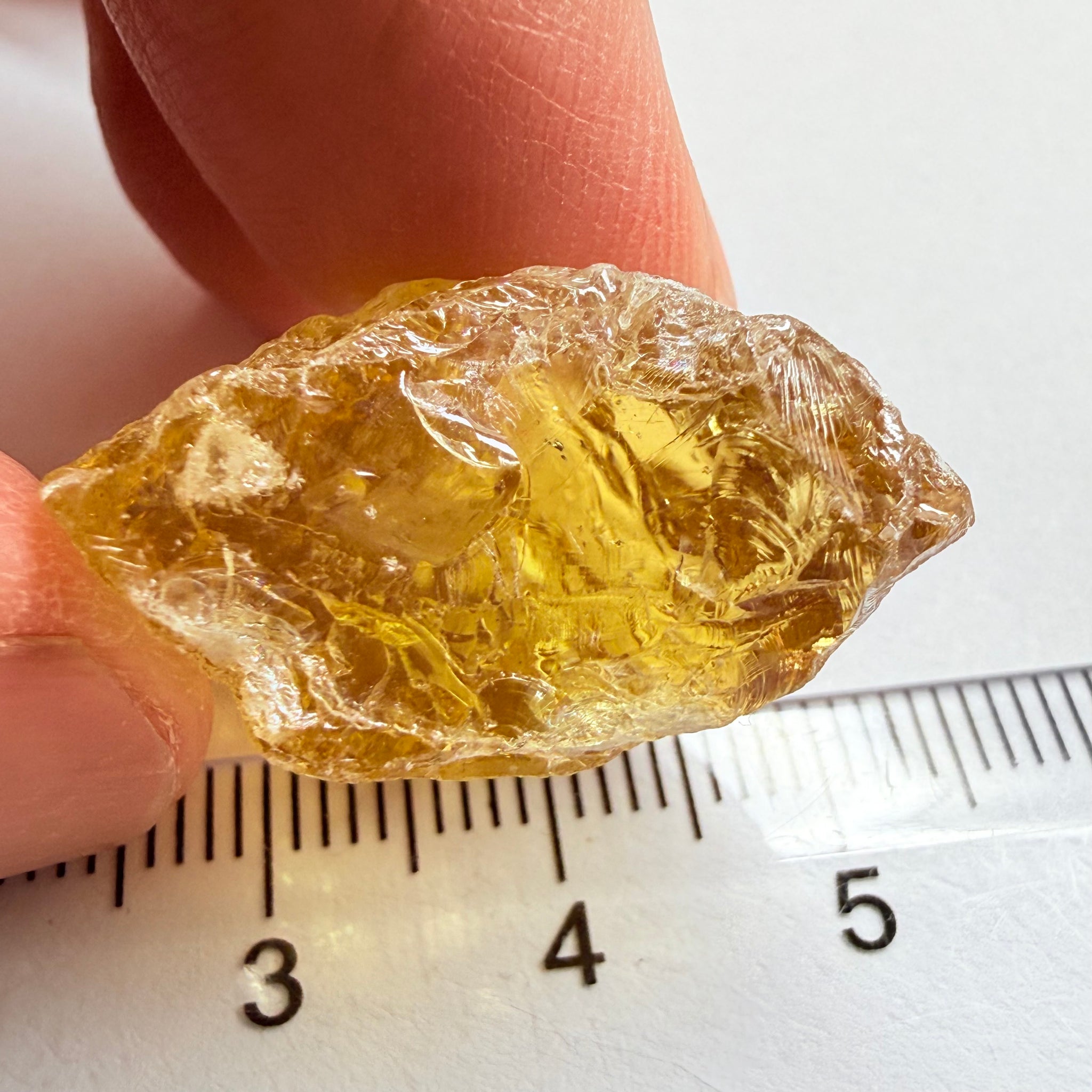 Golden Scapolite, 49.63ct, Dodoma, Tanzania, Untreated Unheated, dividing crack, slice along the crack, with one side vvs-if and the other side vs