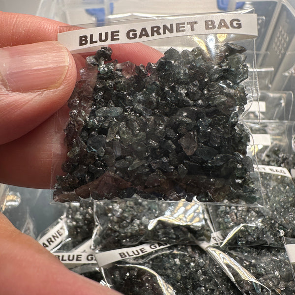 Blue Garnet Bag, Colour Shifting. Tanzania - for inlay only, not for faceting -25gm bag