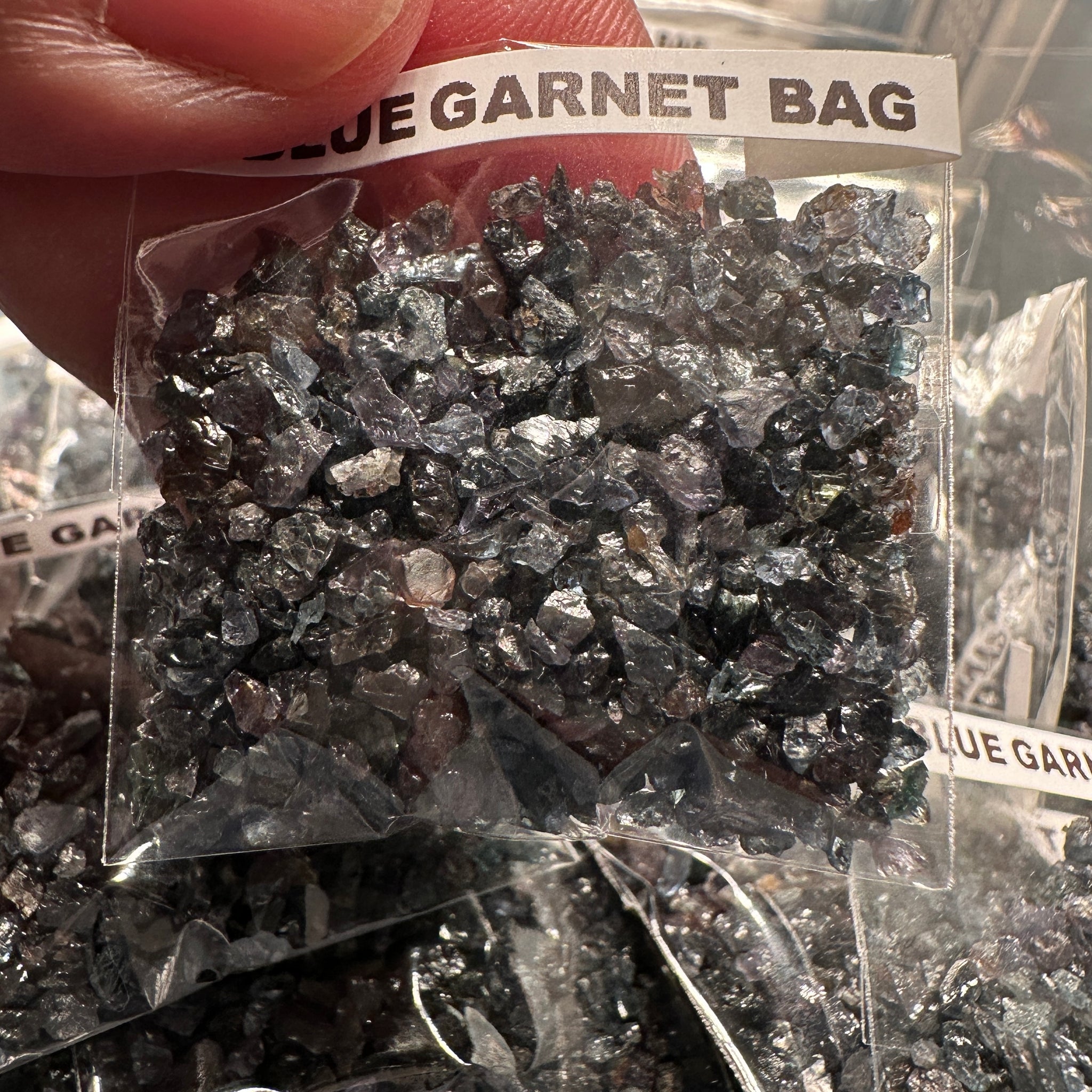 Blue Garnet Bag, Colour Shifting. Tanzania - for inlay only, not for faceting -25gm bag