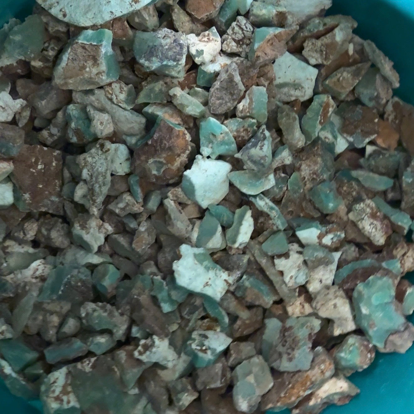 Chrysoprase from Tanzania, Untreated Unheated. Blind pour, price is per kilo